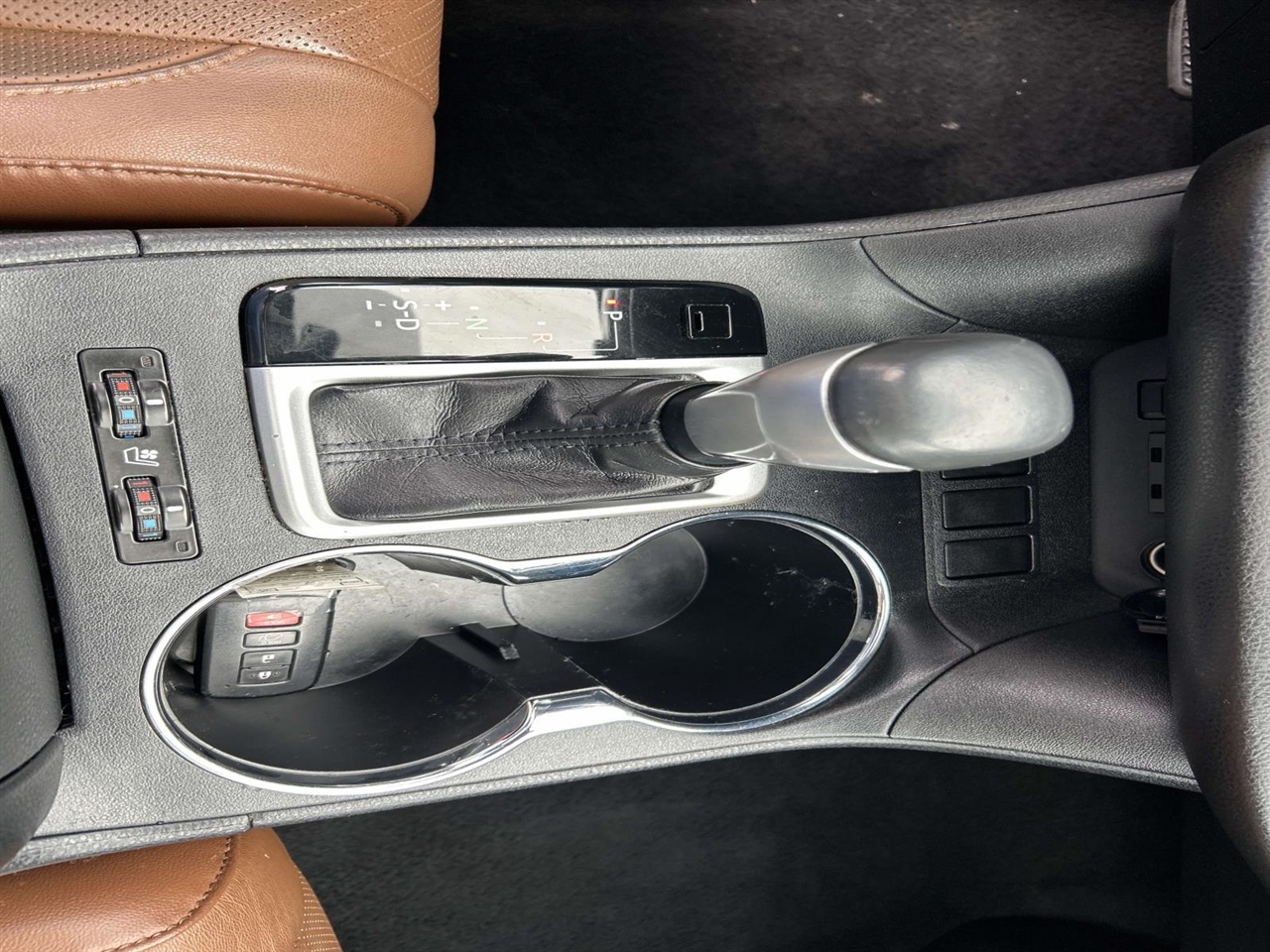 Toyota Highlander Limited V6 FWD (Natl) 2019