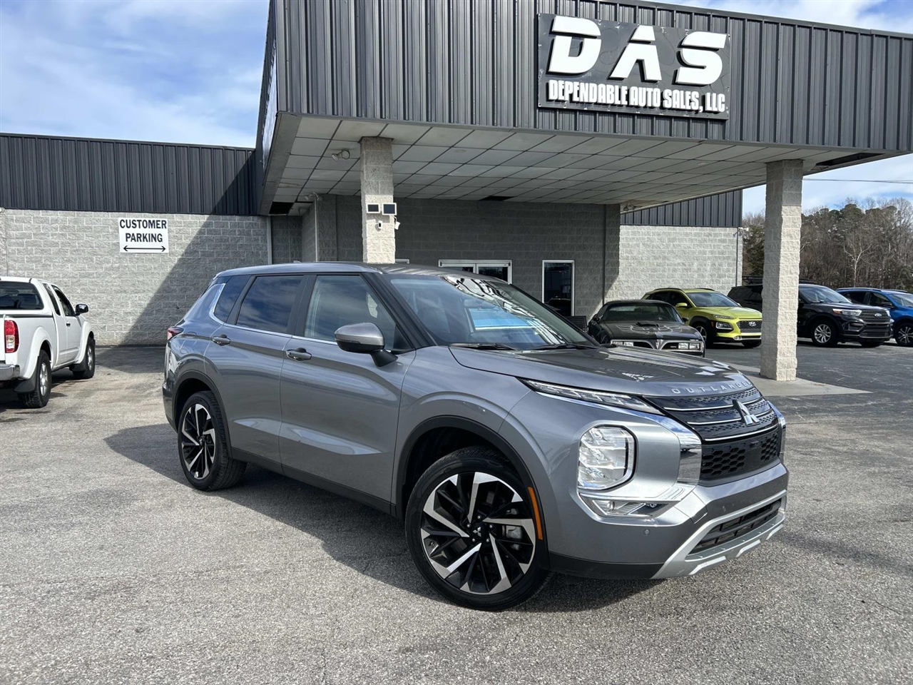 Mitsubishi Outlander SE FWD 2024