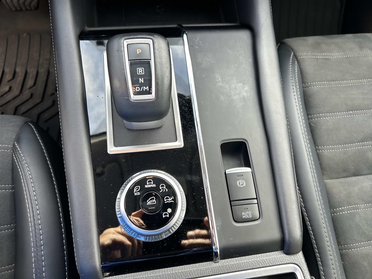 Mitsubishi Outlander SE FWD 2024