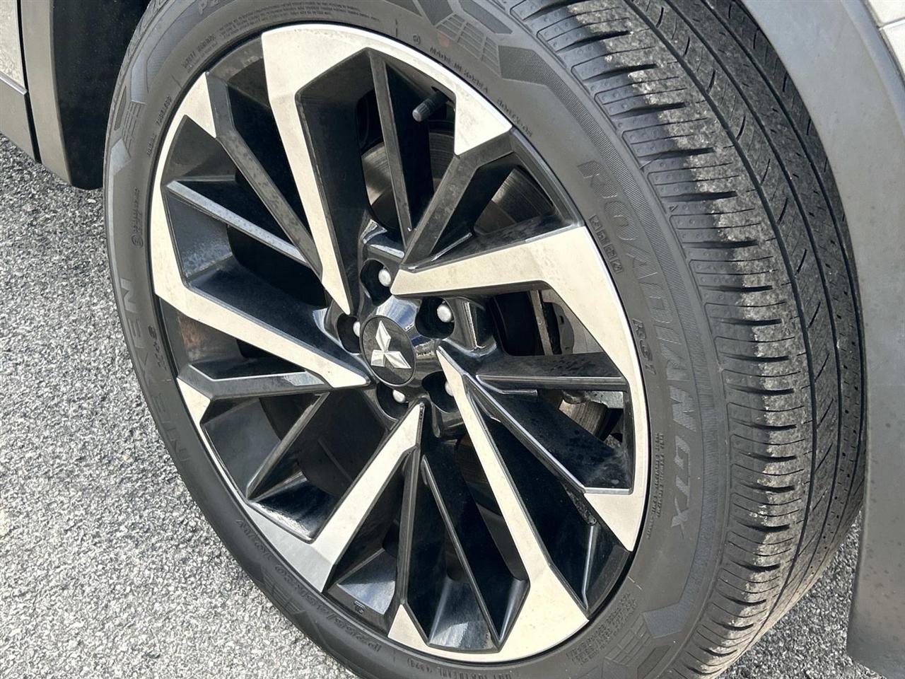 Mitsubishi Outlander SE FWD 2024