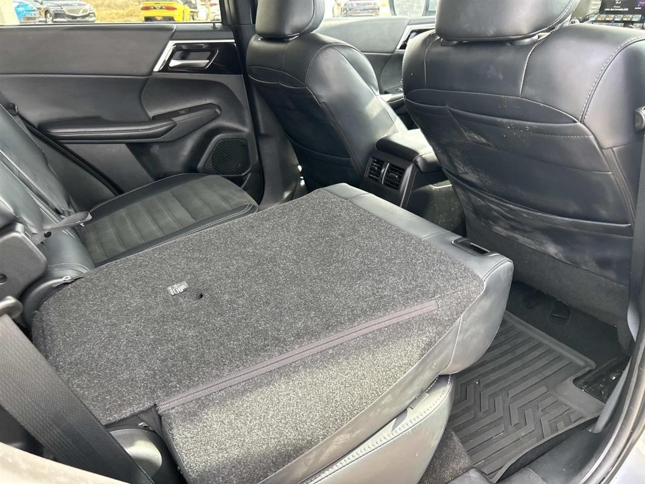 Mitsubishi Outlander SE FWD 2024