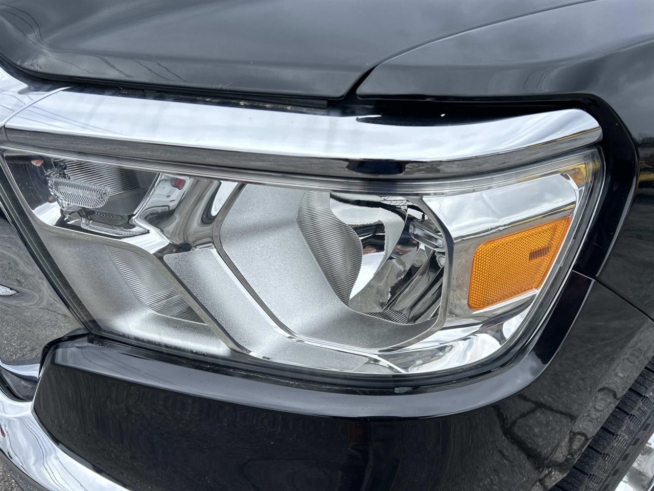 RAM 1500 Big Horn 4x4 Crew Cab 5'7" Box 2022