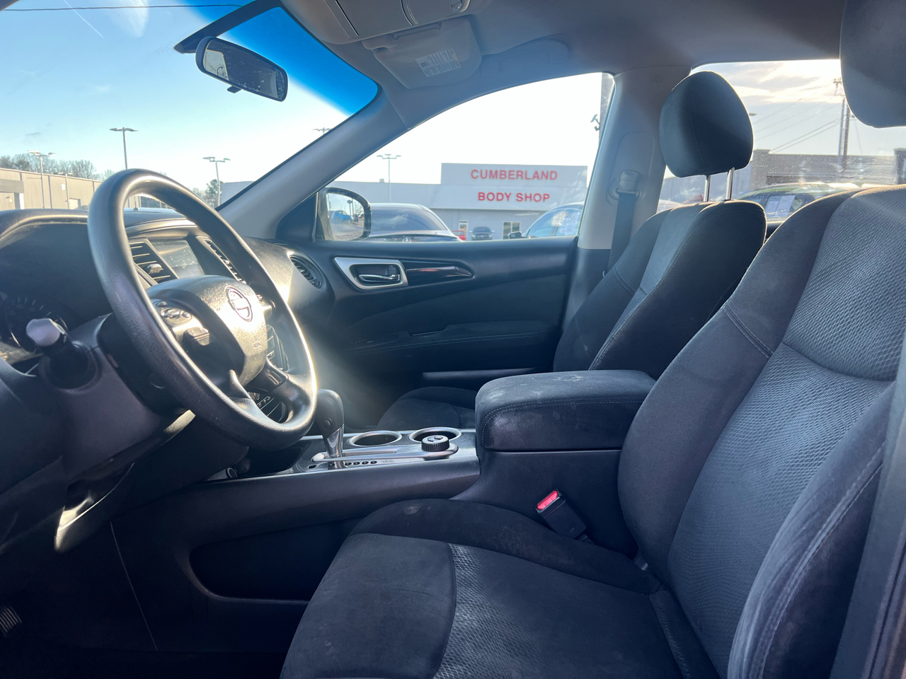 Nissan Pathfinder 4WD 4dr S 2015