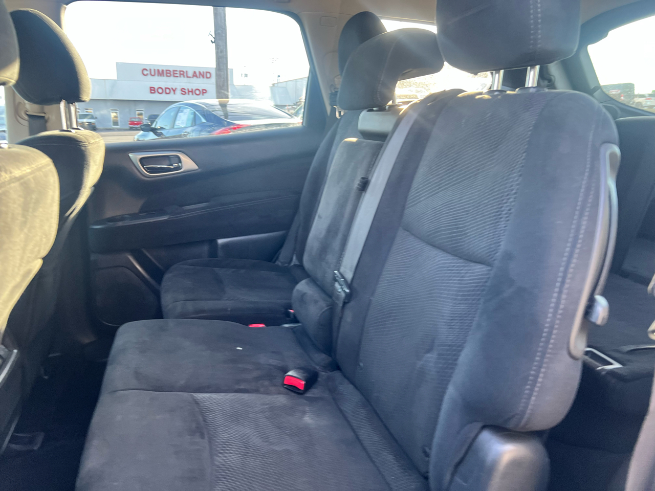 Nissan Pathfinder 4WD 4dr S 2015