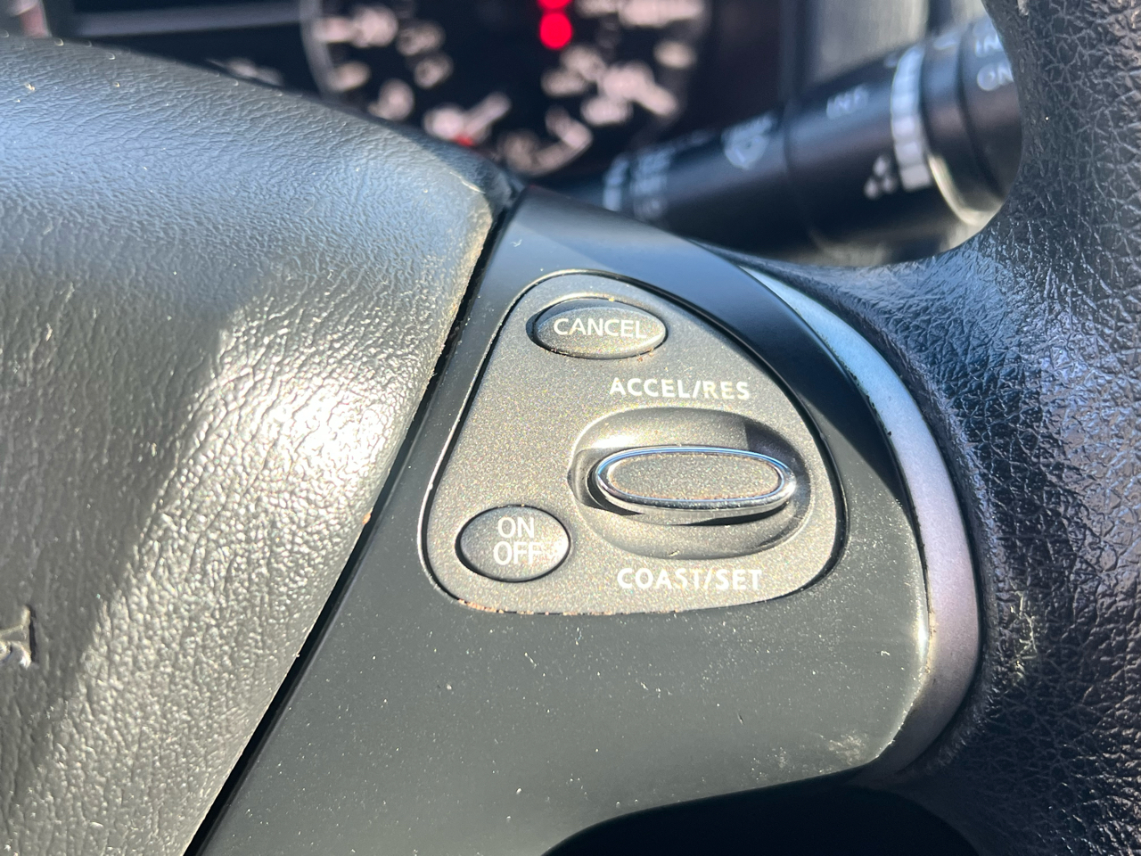 Nissan Pathfinder 4WD 4dr S 2015