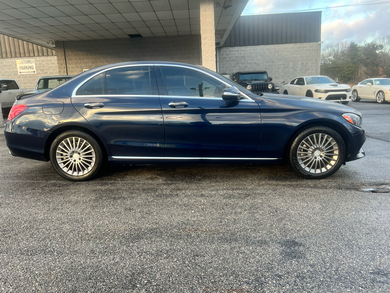 Mercedes-Benz C-Class 4dr Sdn C 300 4MATIC 2015