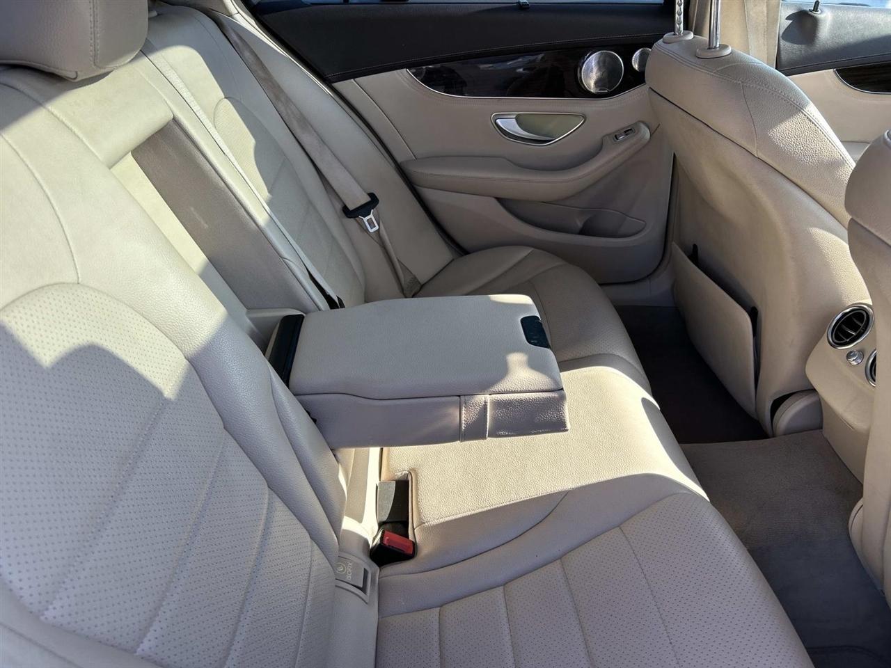 Mercedes-Benz C-Class 4dr Sdn C 300 4MATIC 2015