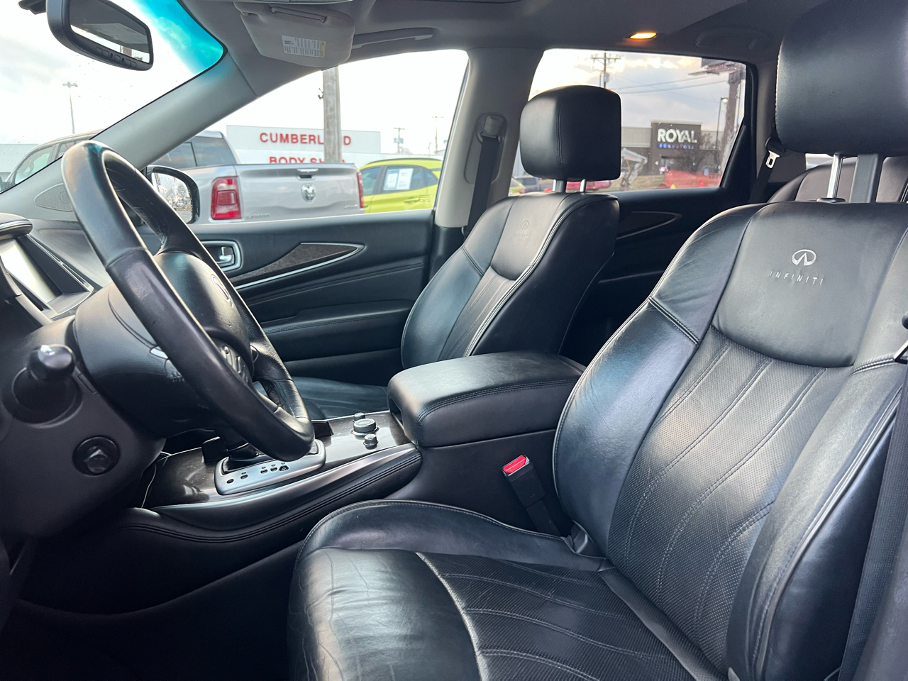 Infiniti JX35 AWD 4dr 2013