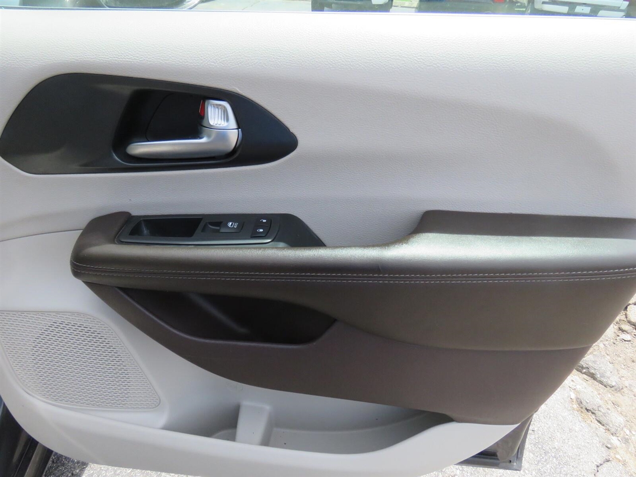 Chrysler Pacifica Touring L FWD 2021