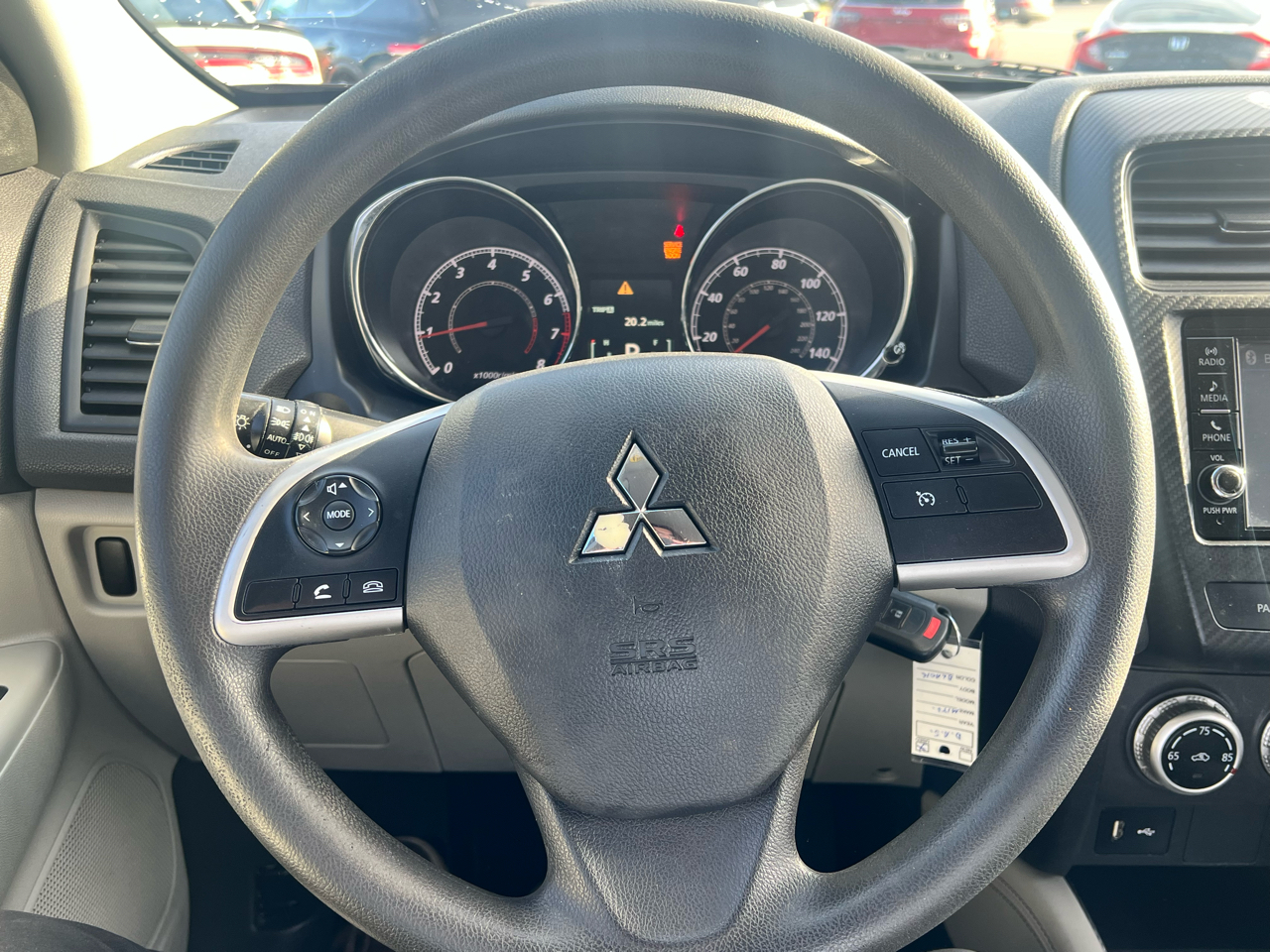 Mitsubishi Outlander Sport  2021