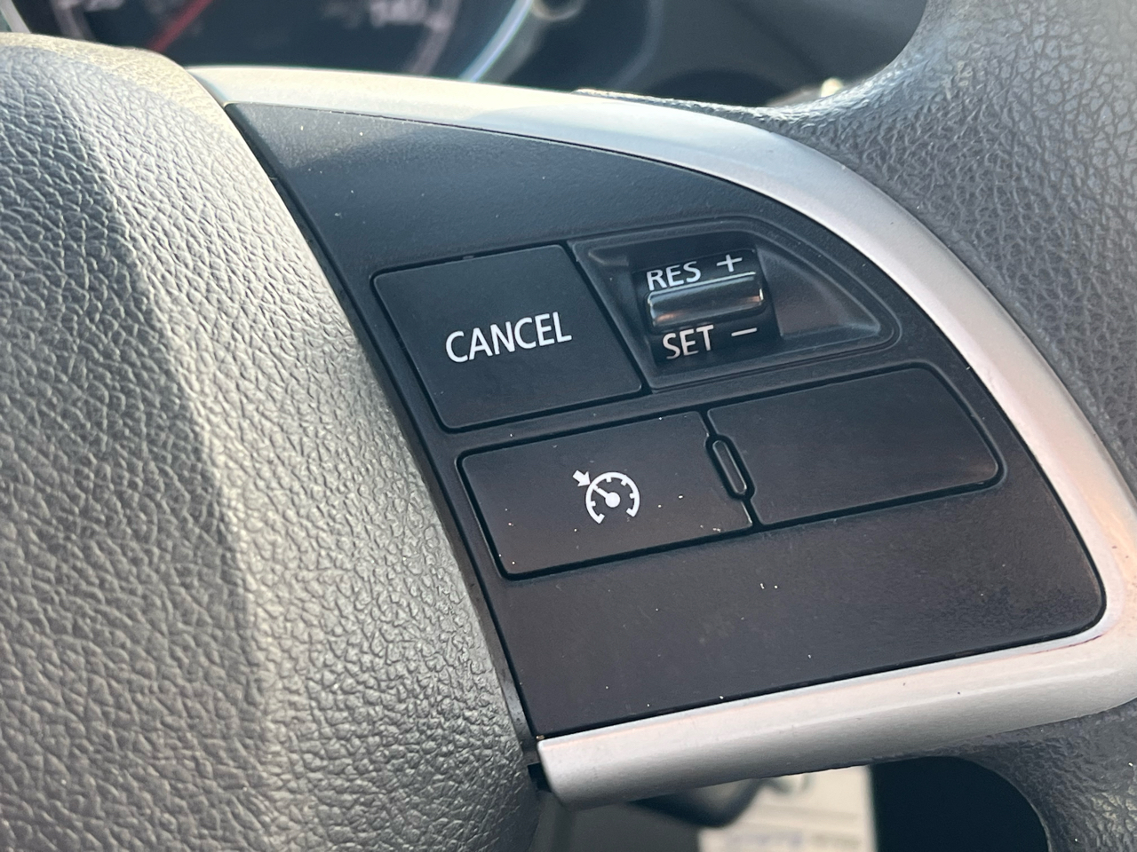 Mitsubishi Outlander Sport  2021