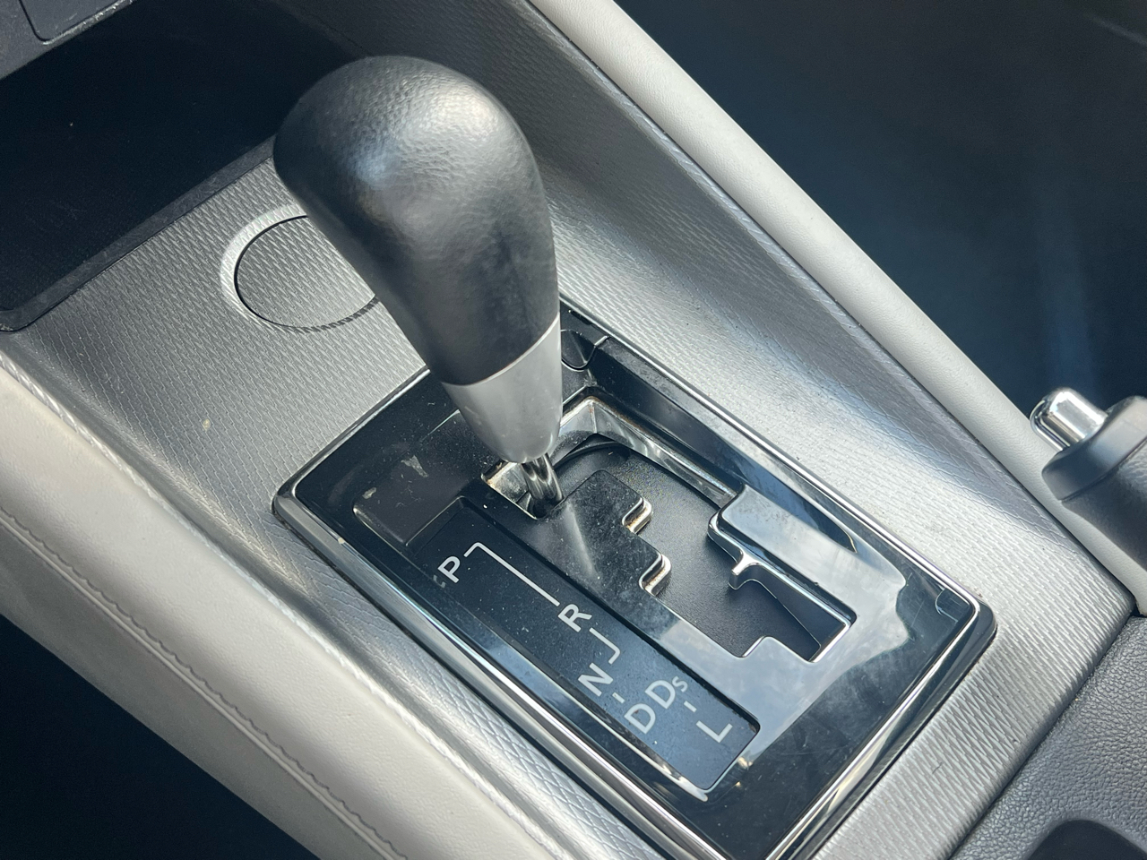 Mitsubishi Outlander Sport  2021