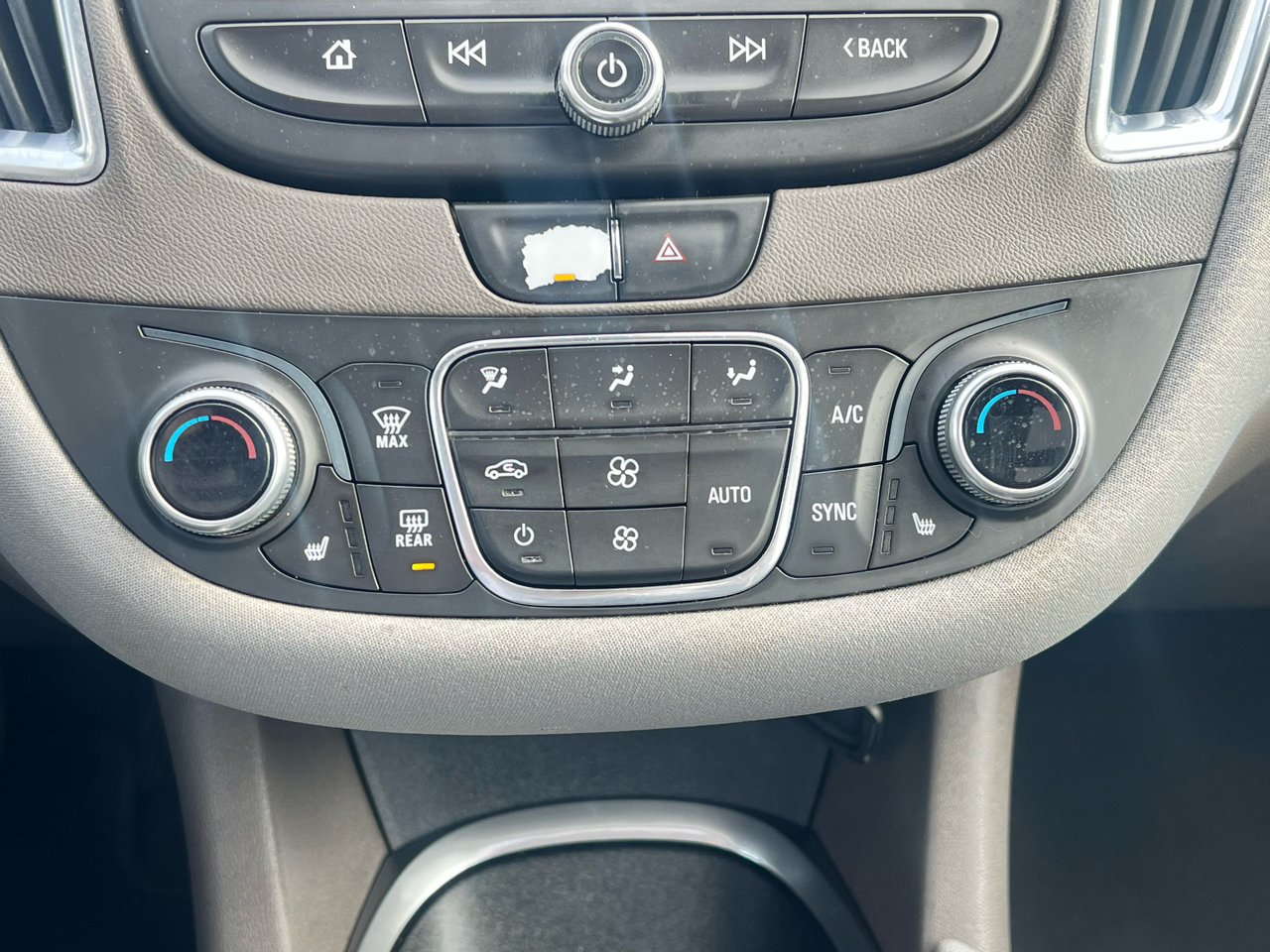 Chevrolet Malibu 4dr Sdn LT 2021