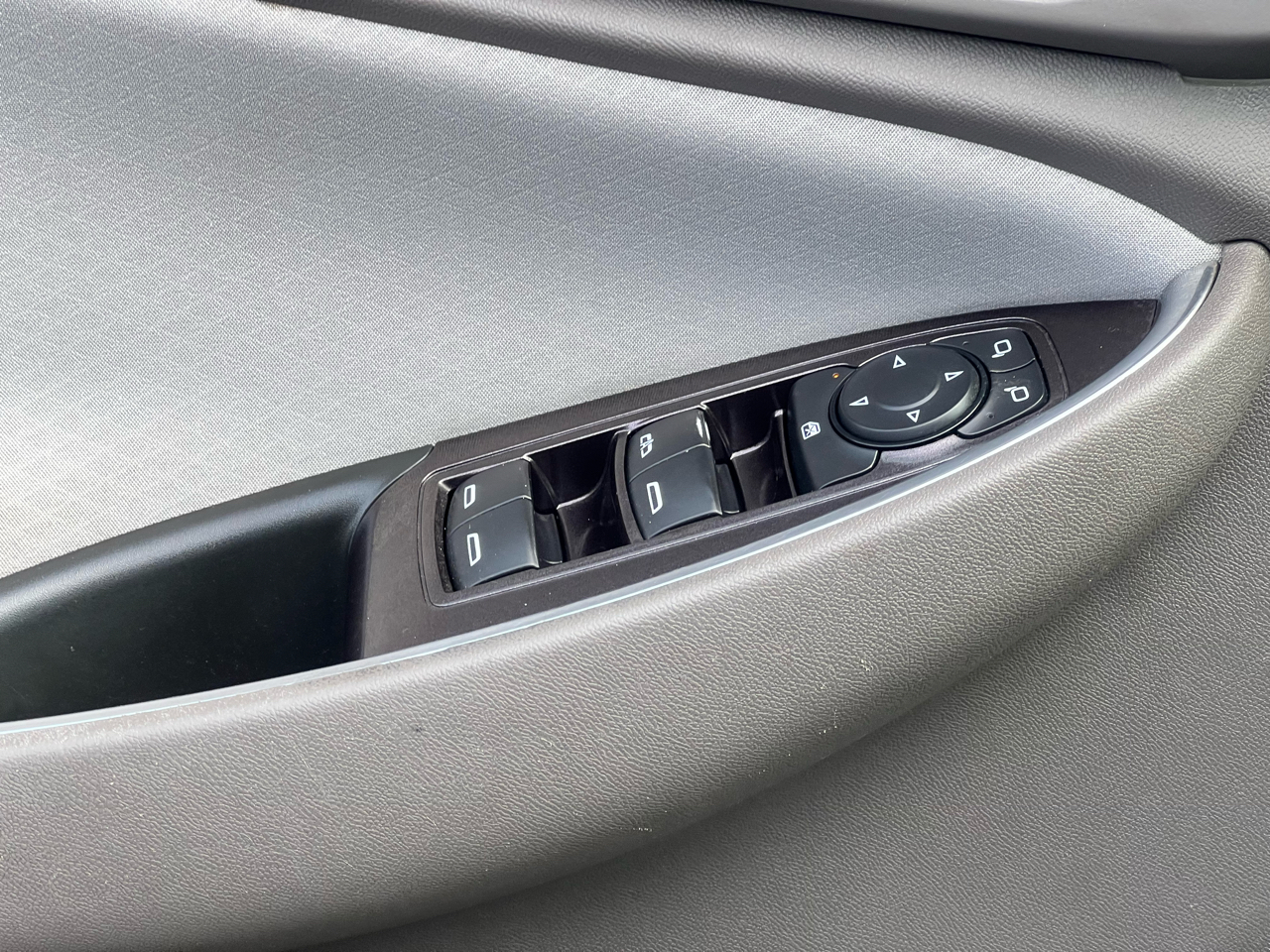 Chevrolet Malibu 4dr Sdn LT 2021