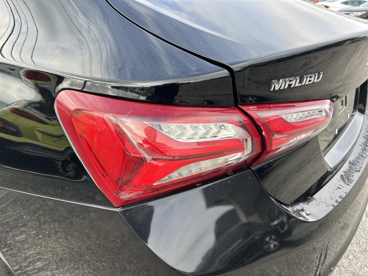 Chevrolet Malibu 4dr Sdn LT 2021