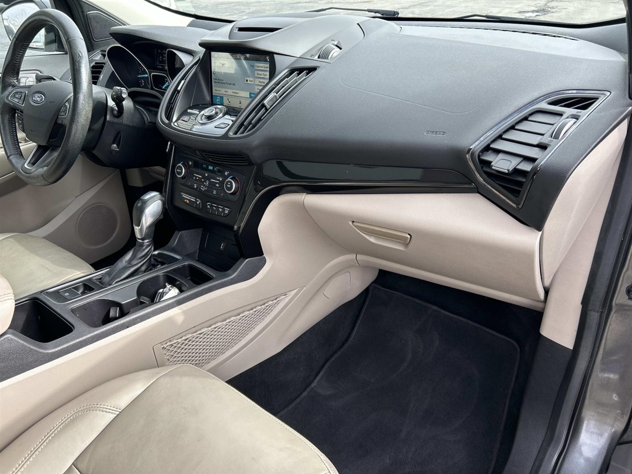 Ford Escape Titanium FWD 2018