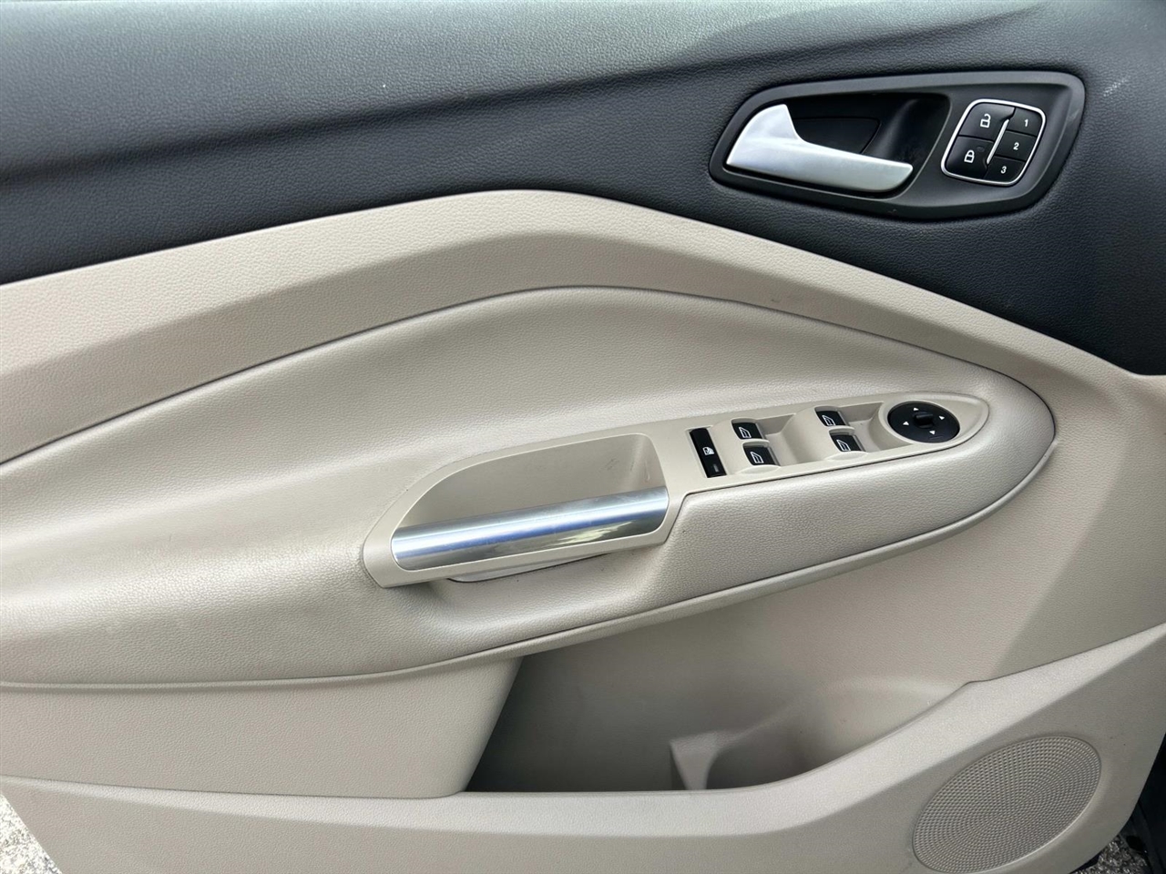 Ford Escape Titanium FWD 2018