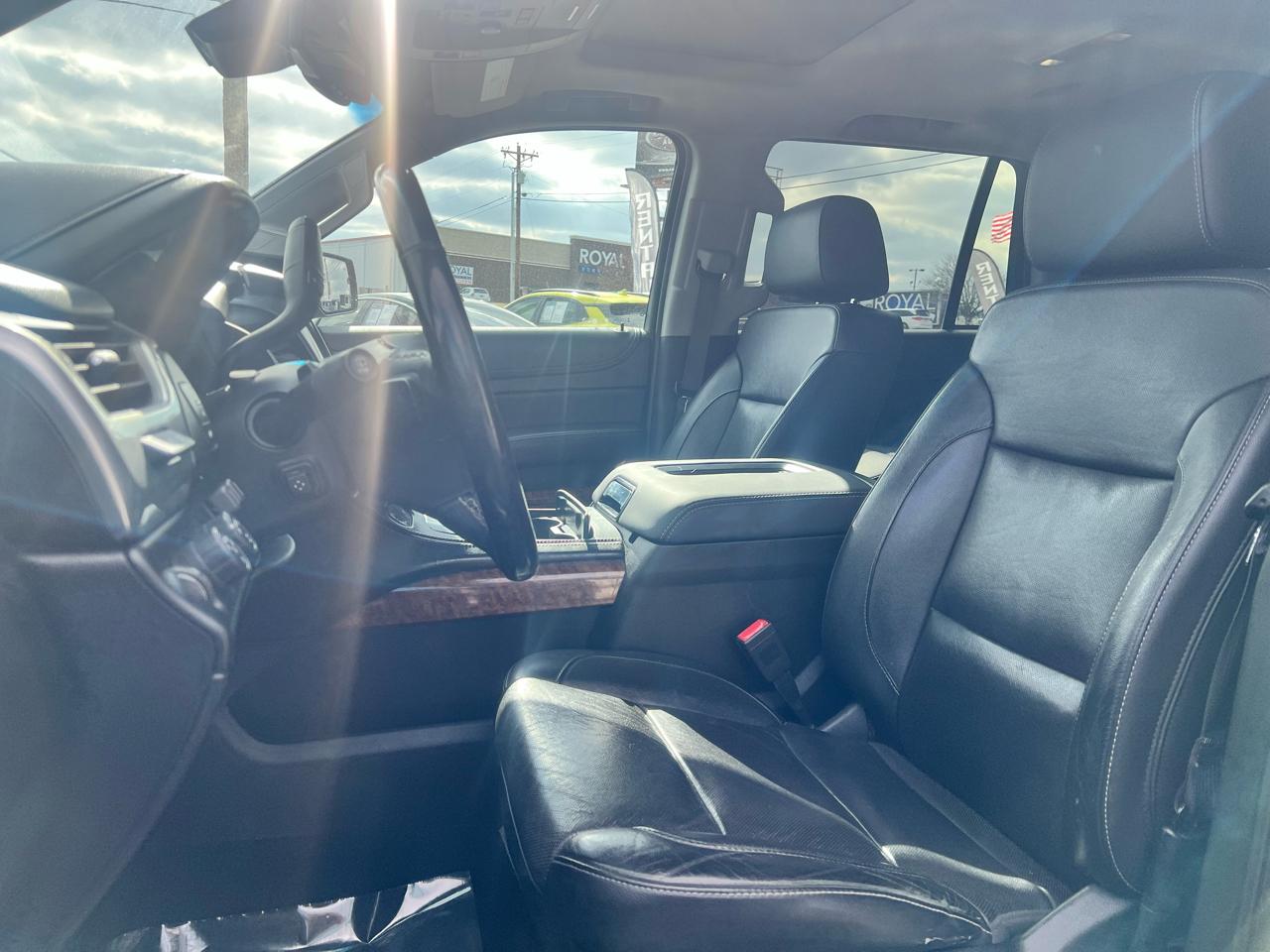 Chevrolet Tahoe 4WD 4dr Premier 2018