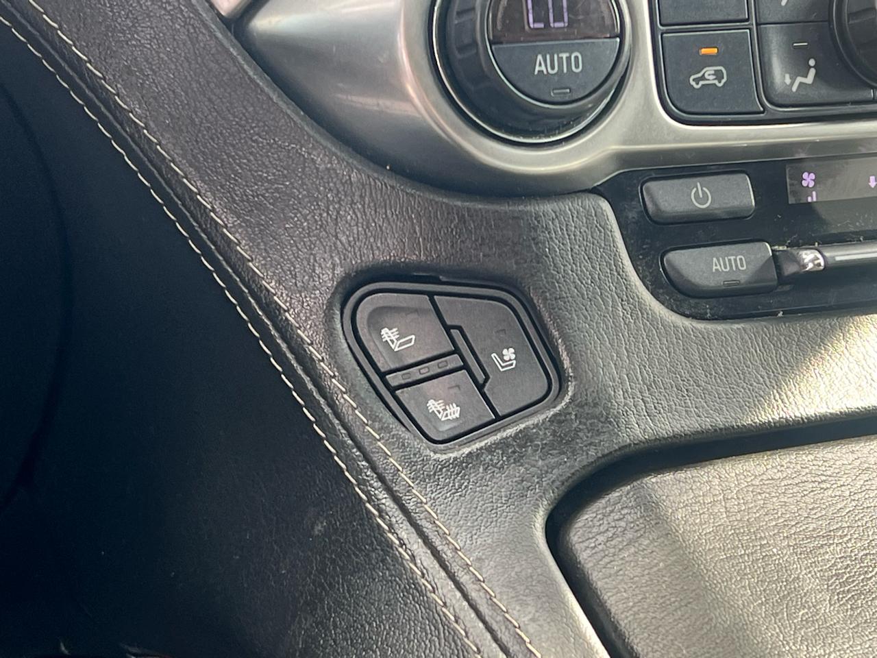 Chevrolet Tahoe 4WD 4dr Premier 2018