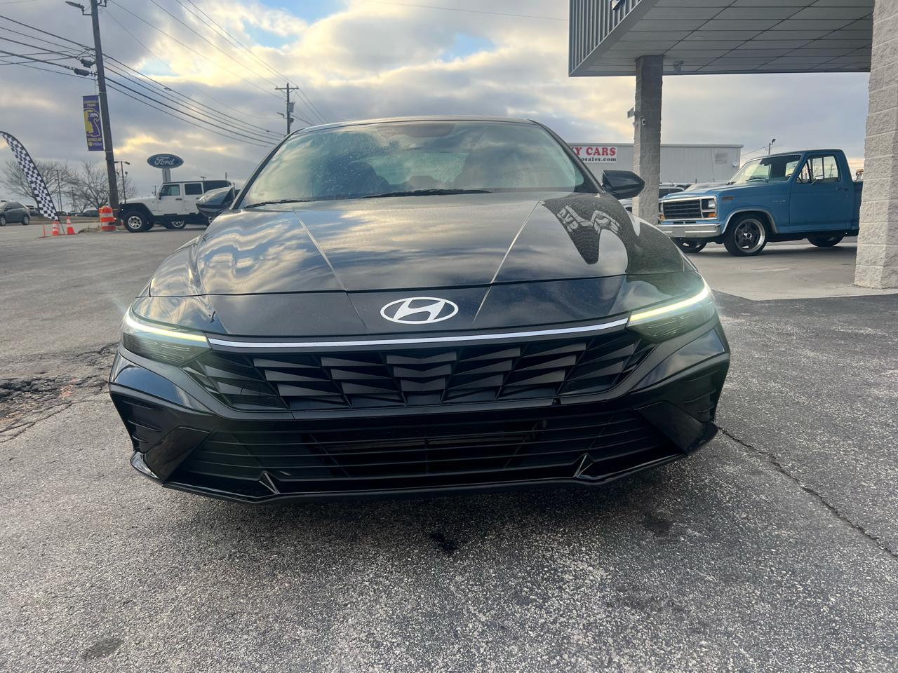 Hyundai Elantra SE IVT 2024