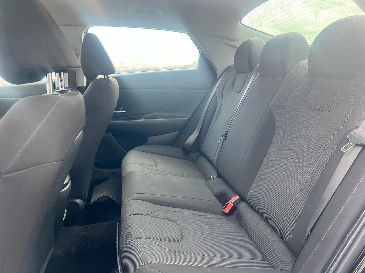 Hyundai Elantra SE IVT 2024