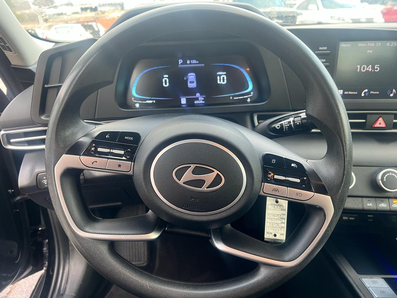 Hyundai Elantra SE IVT 2024