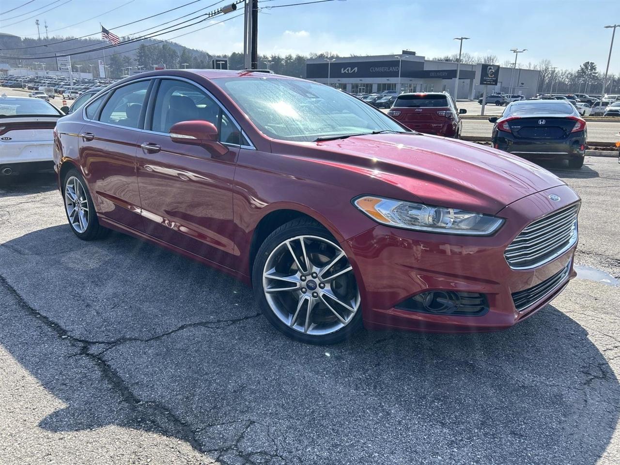 Ford Fusion 4dr Sdn Titanium FWD 2016