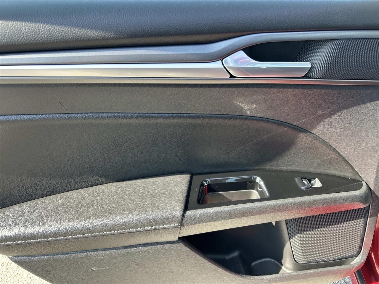 Ford Fusion 4dr Sdn Titanium FWD 2016