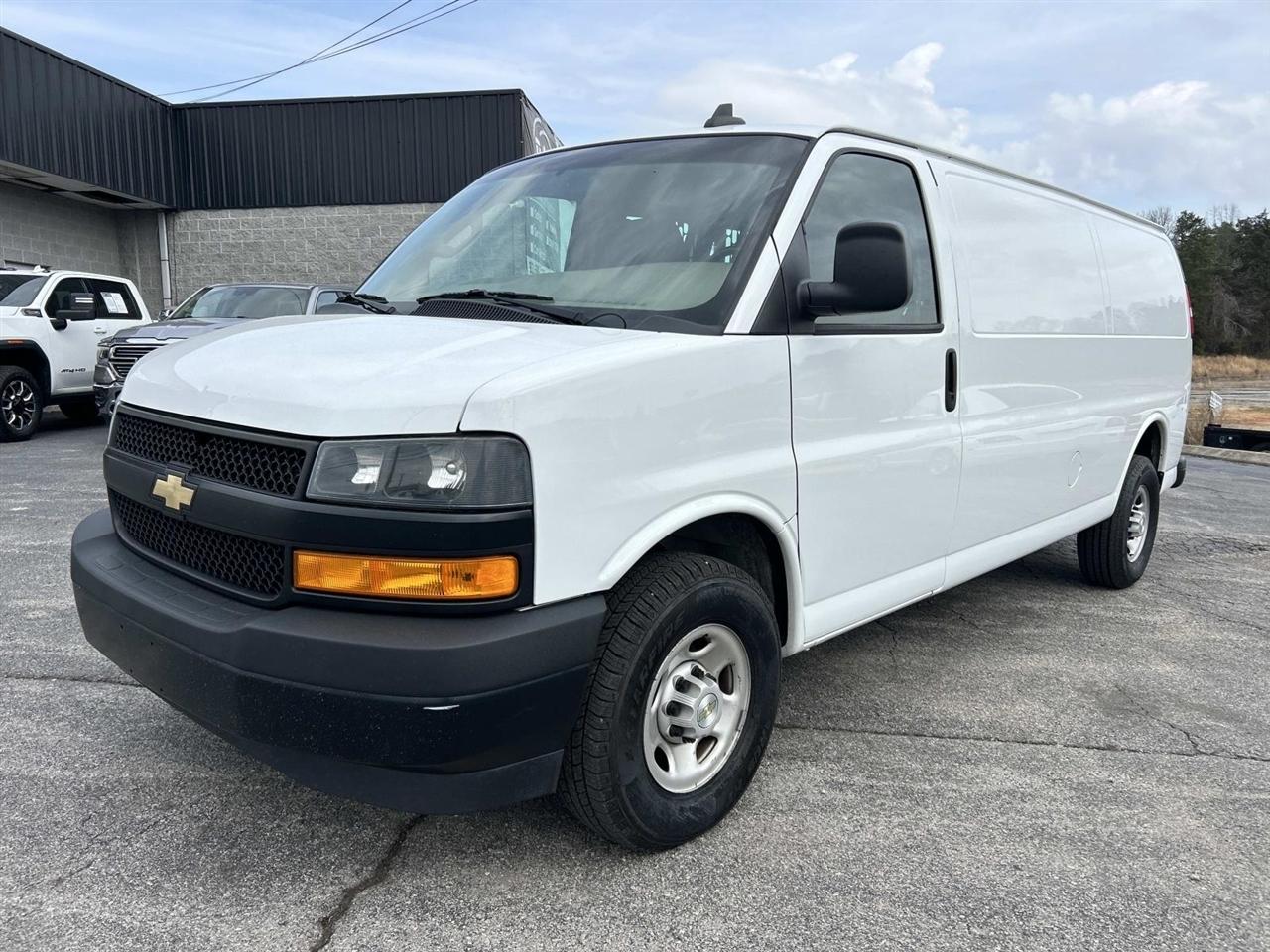 Chevrolet Express Cargo Van RWD 2500 155" 2022