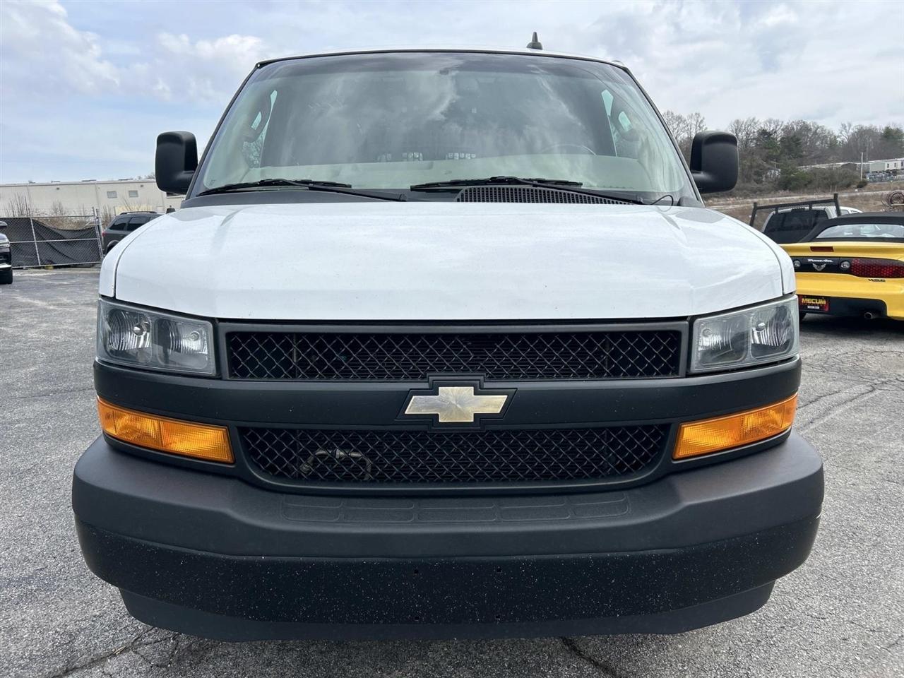 Chevrolet Express Cargo Van RWD 2500 155" 2022