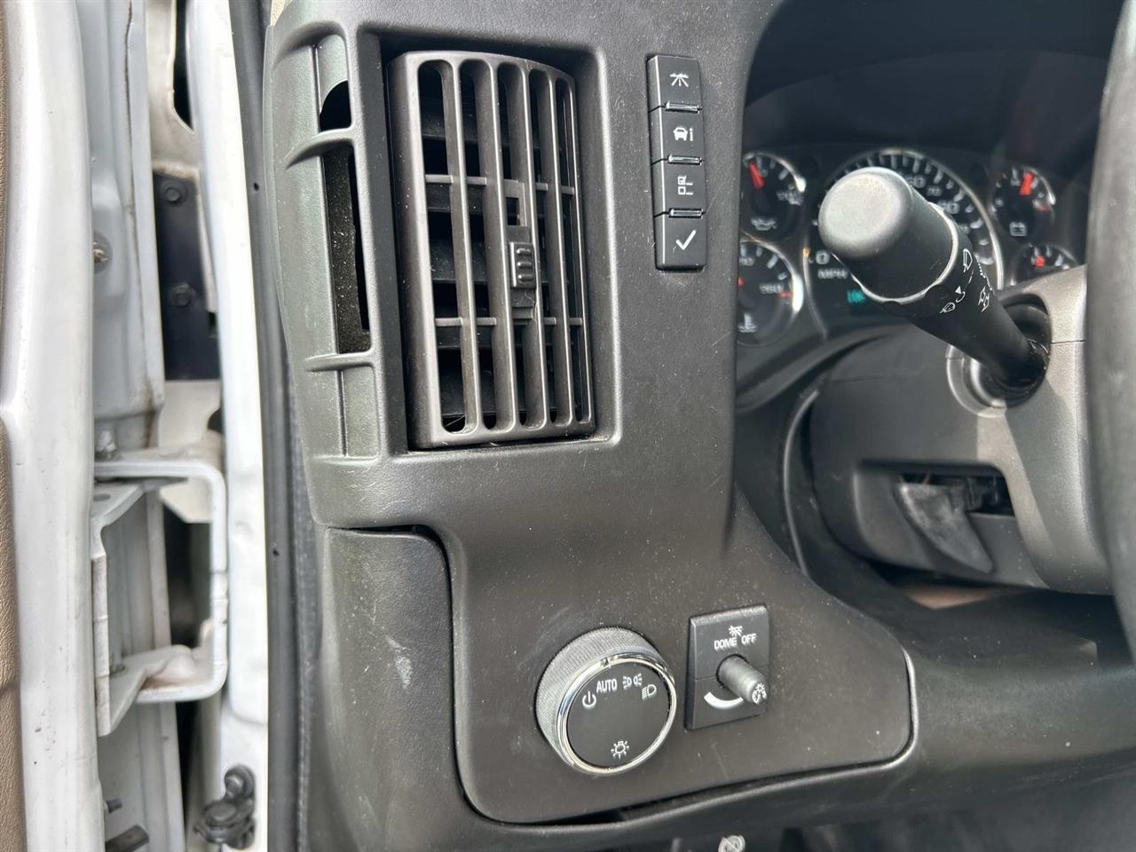 Chevrolet Express Cargo Van RWD 2500 155" 2022