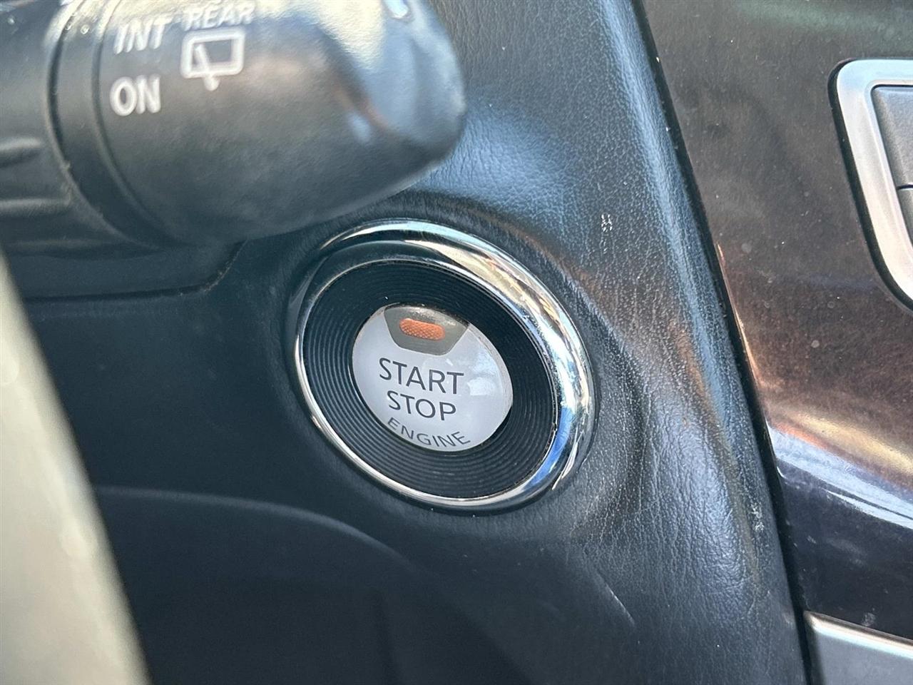 Infiniti JX35 AWD 4dr 2013