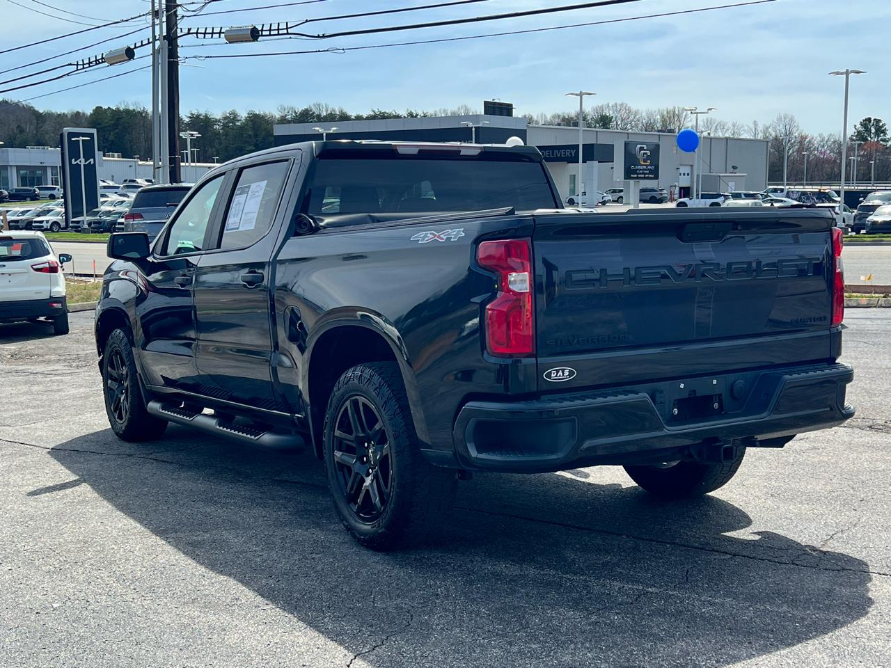 Chevrolet Silverado 1500 4WD Crew Cab 147" Custom 2020