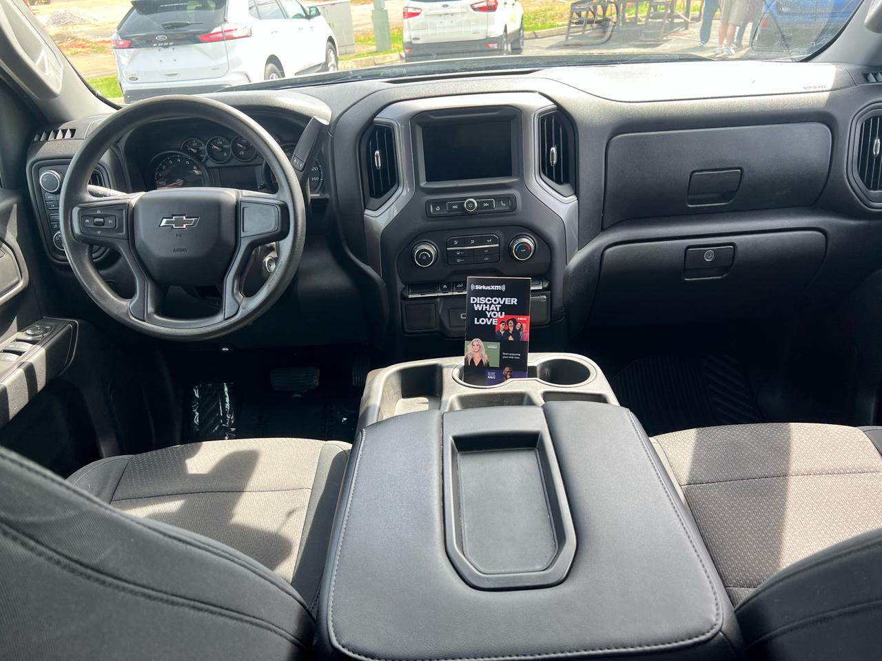 Chevrolet Silverado 1500 4WD Crew Cab 147" Custom 2020