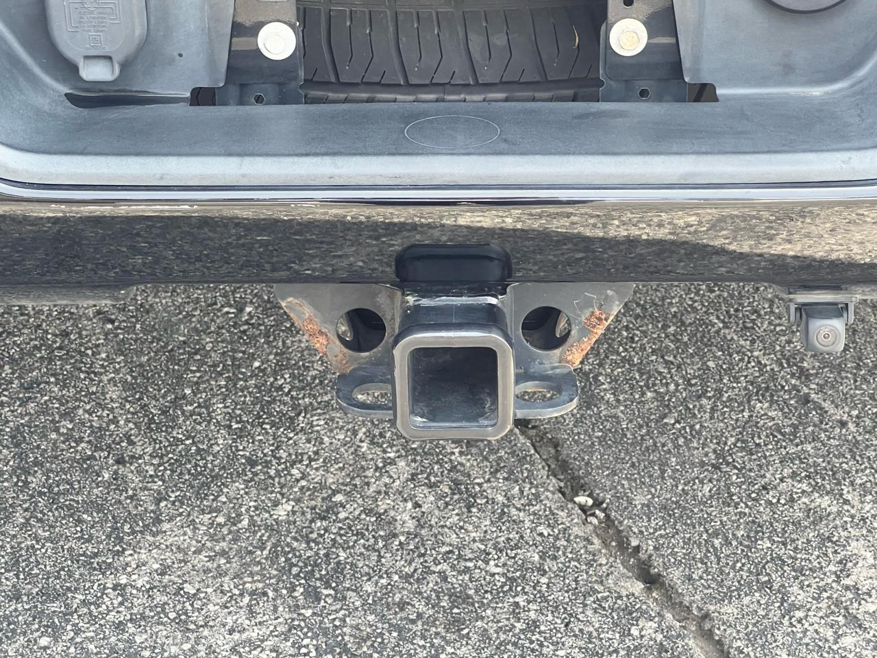 Chevrolet Silverado 1500 4WD Crew Cab 147" Custom 2020