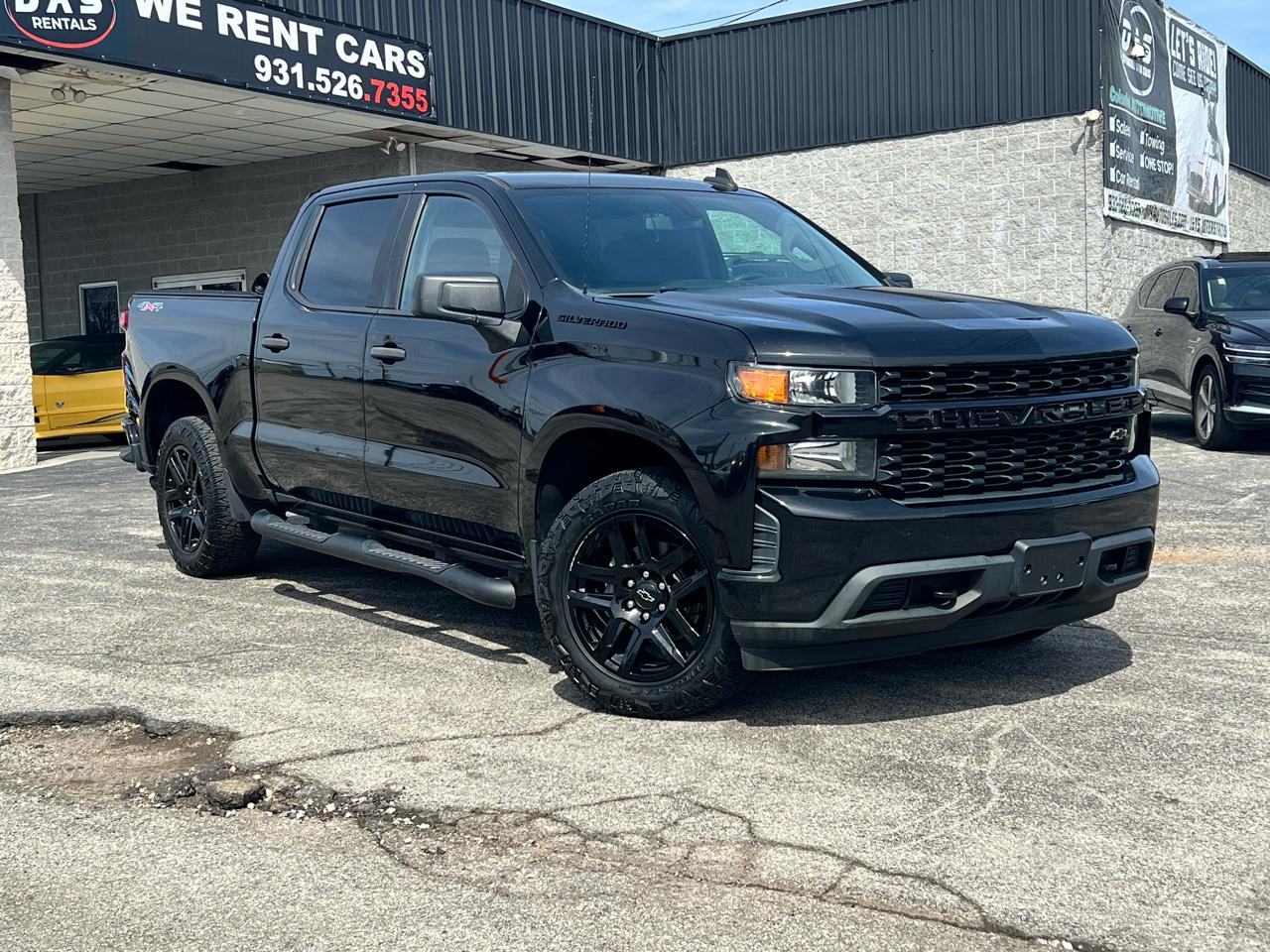 Chevrolet Silverado 1500 4WD Crew Cab 147" Custom 2020