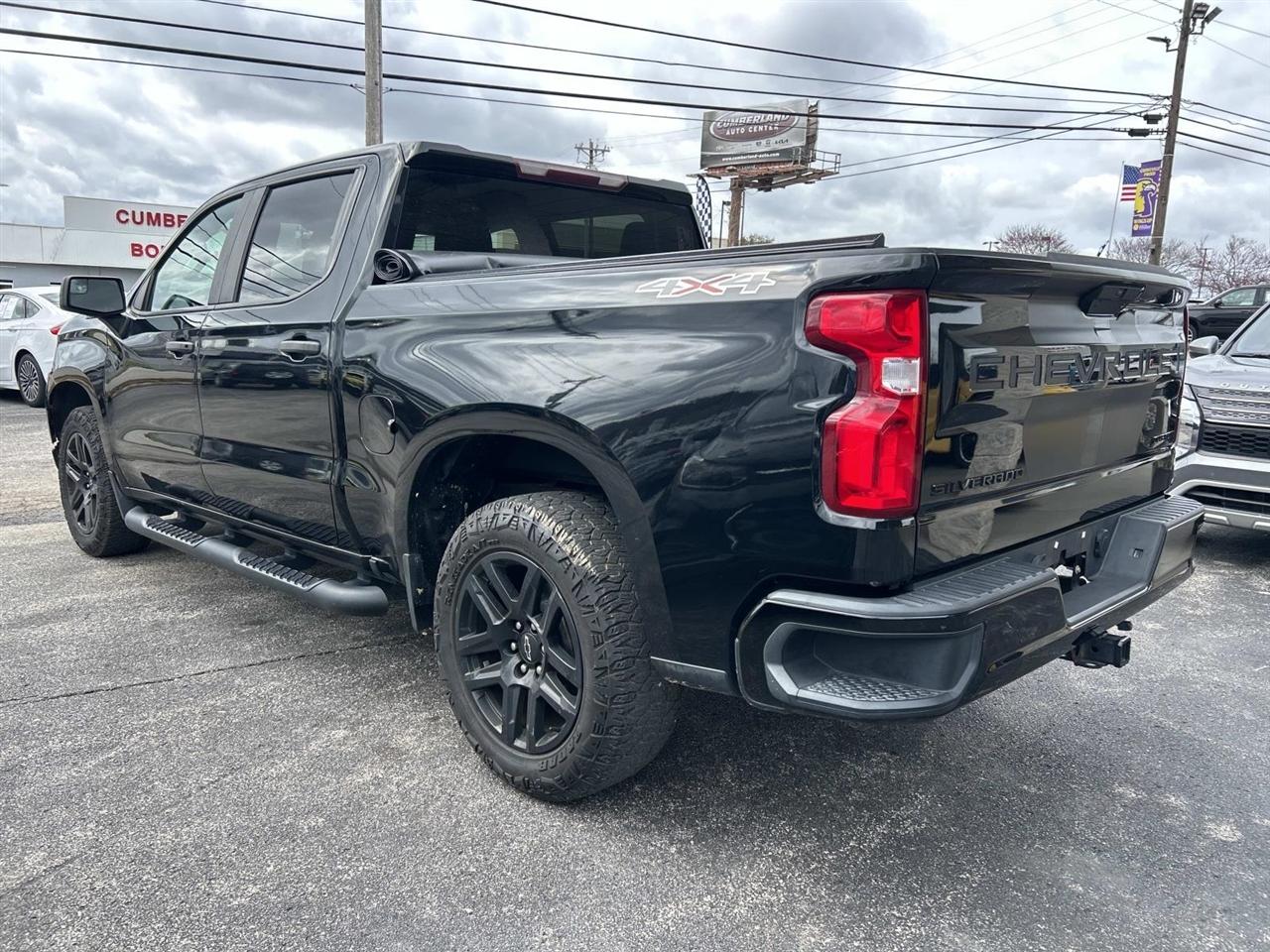 Chevrolet Silverado 1500 4WD Crew Cab 147" Custom 2020