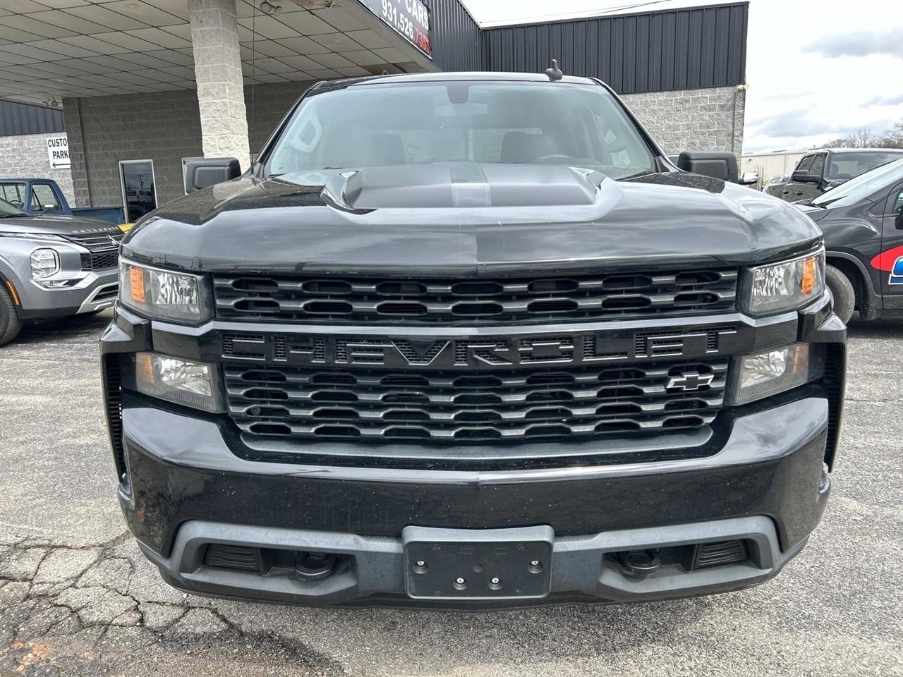 Chevrolet Silverado 1500 4WD Crew Cab 147" Custom 2020