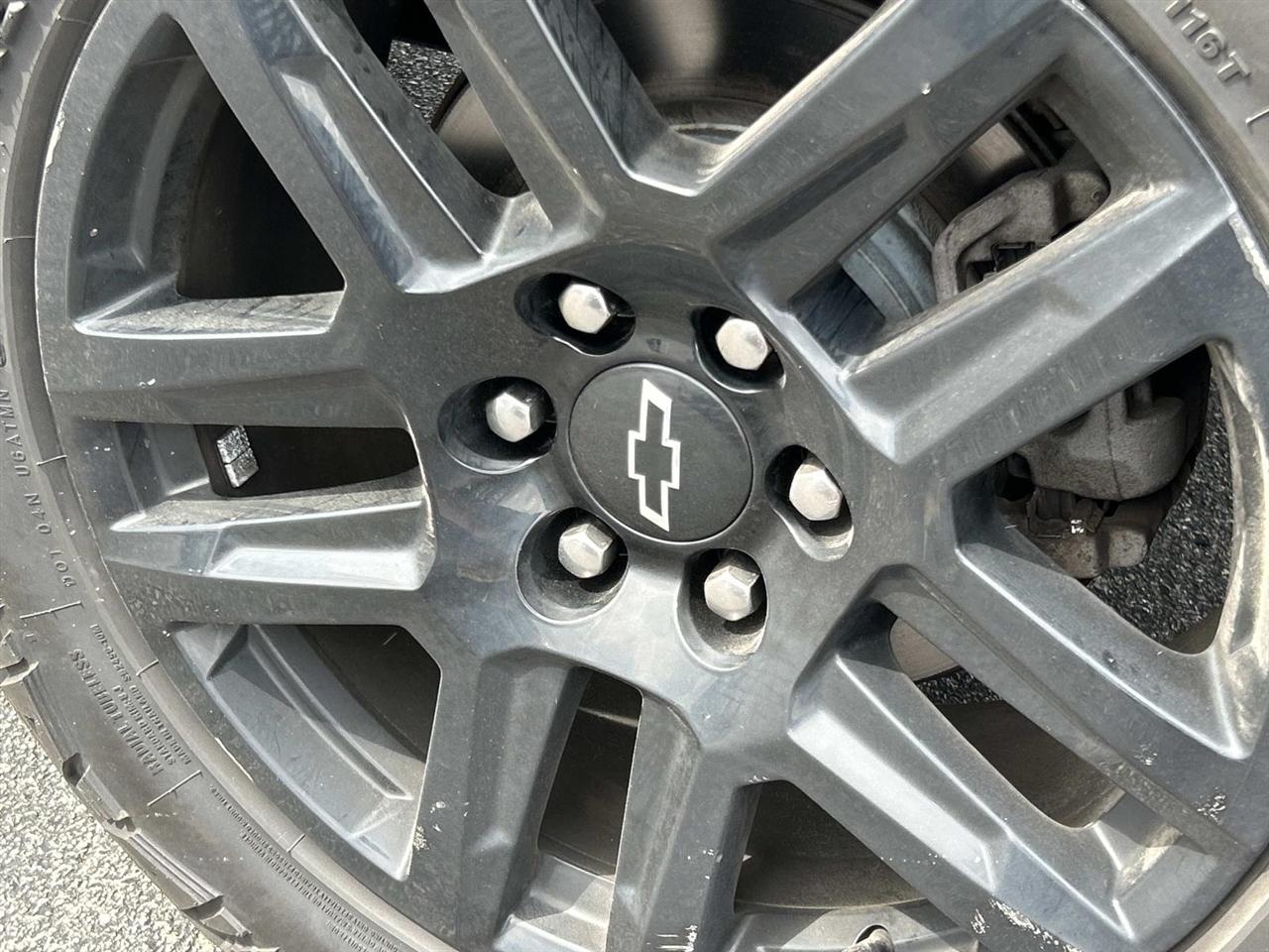 Chevrolet Silverado 1500 4WD Crew Cab 147" Custom 2020