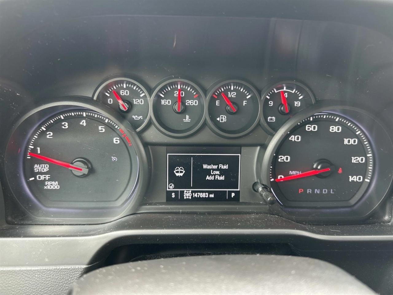 Chevrolet Silverado 1500 4WD Crew Cab 147" Custom 2020