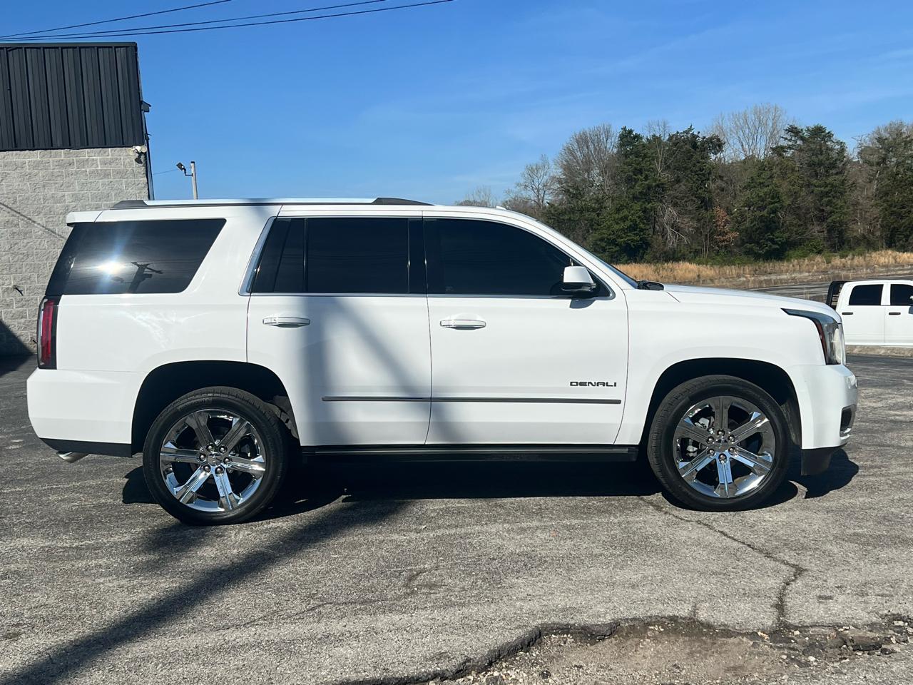 GMC Yukon 2WD 4dr Denali 2017