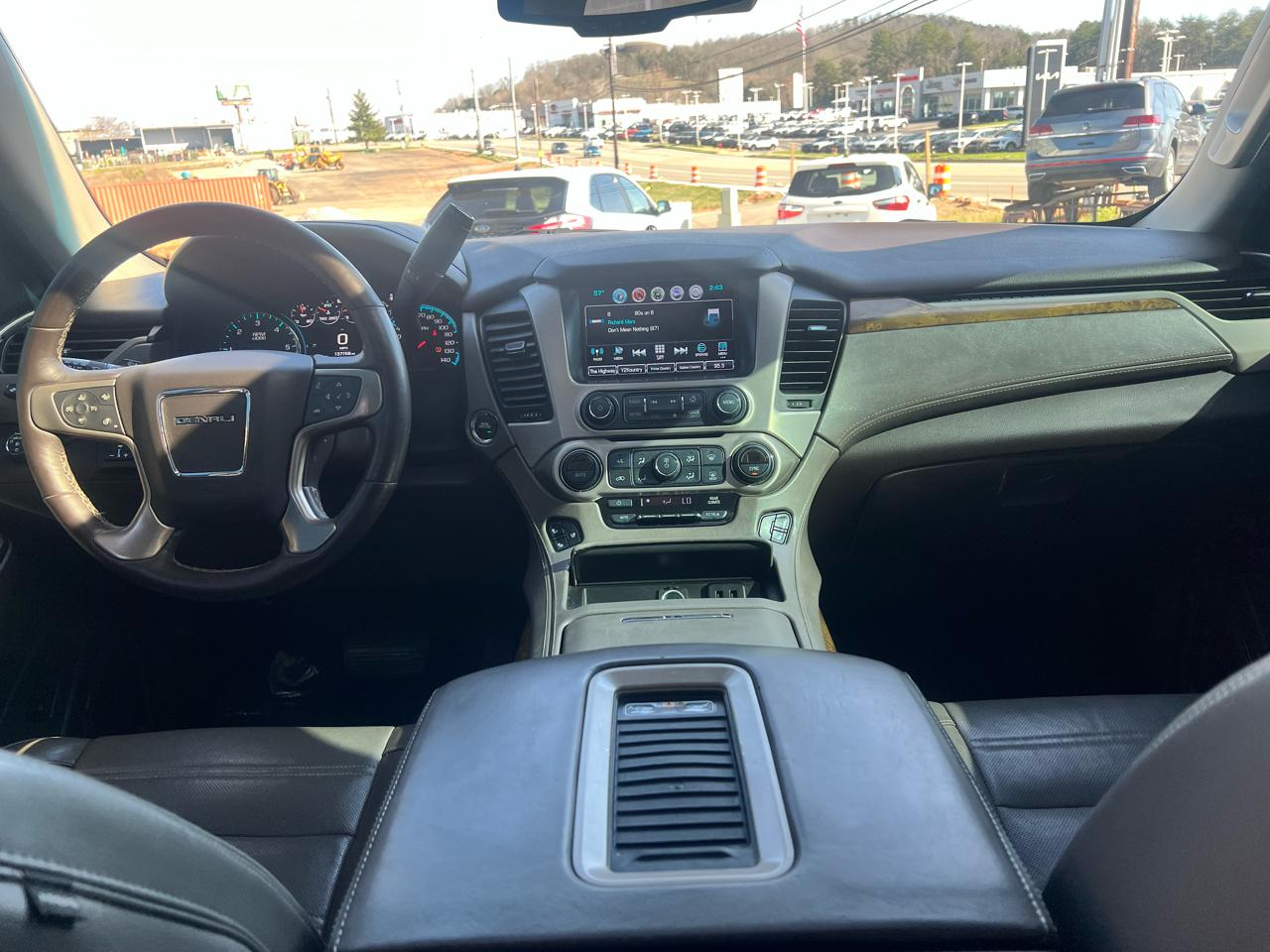 GMC Yukon 2WD 4dr Denali 2017