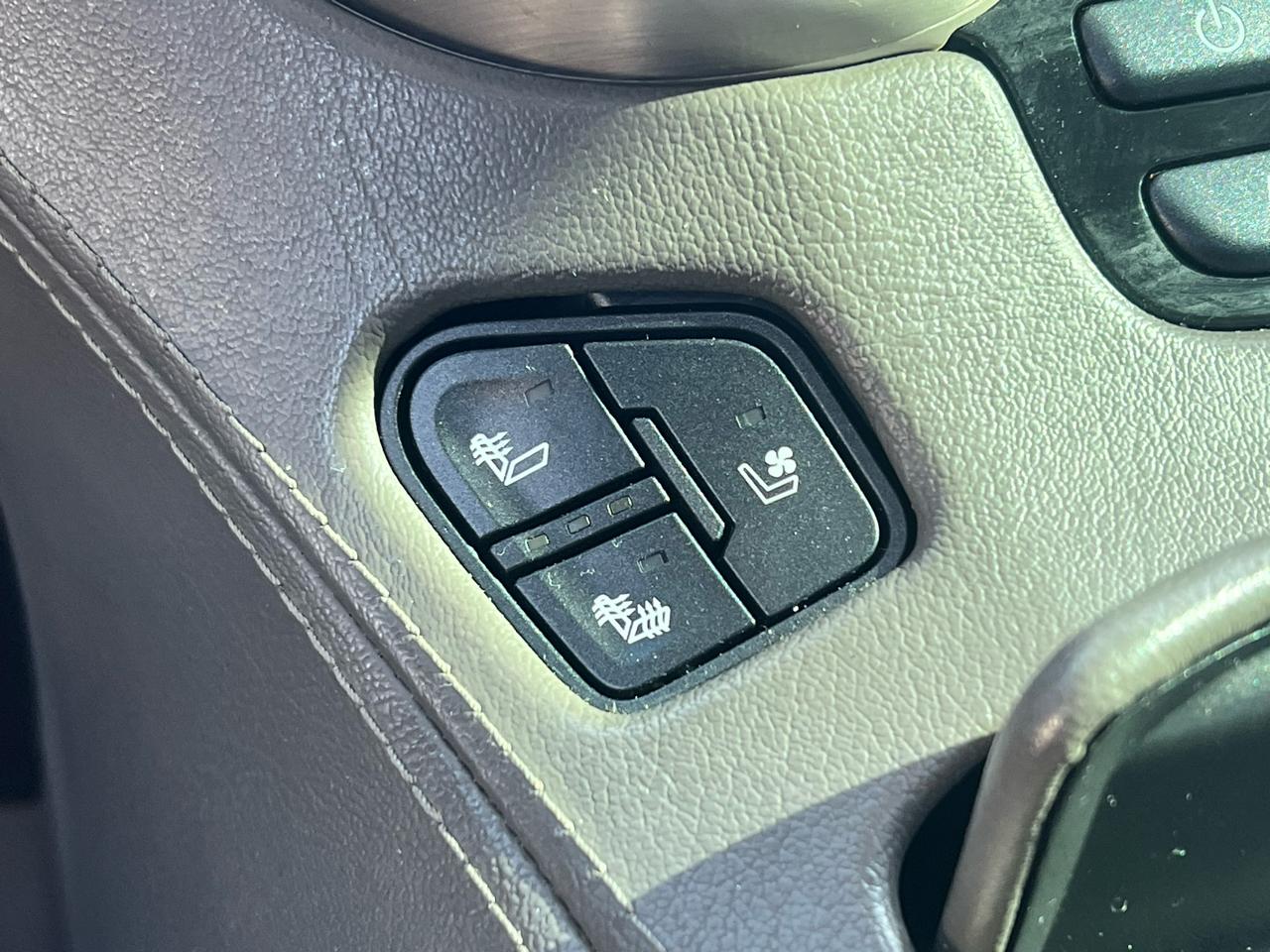 GMC Yukon 2WD 4dr Denali 2017