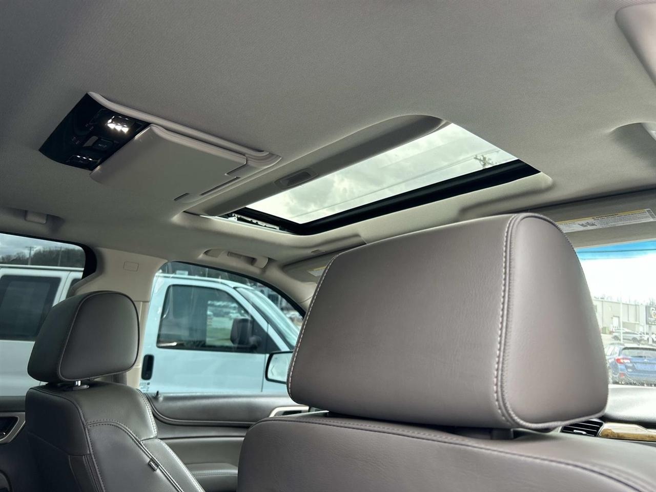 GMC Yukon 2WD 4dr Denali 2017