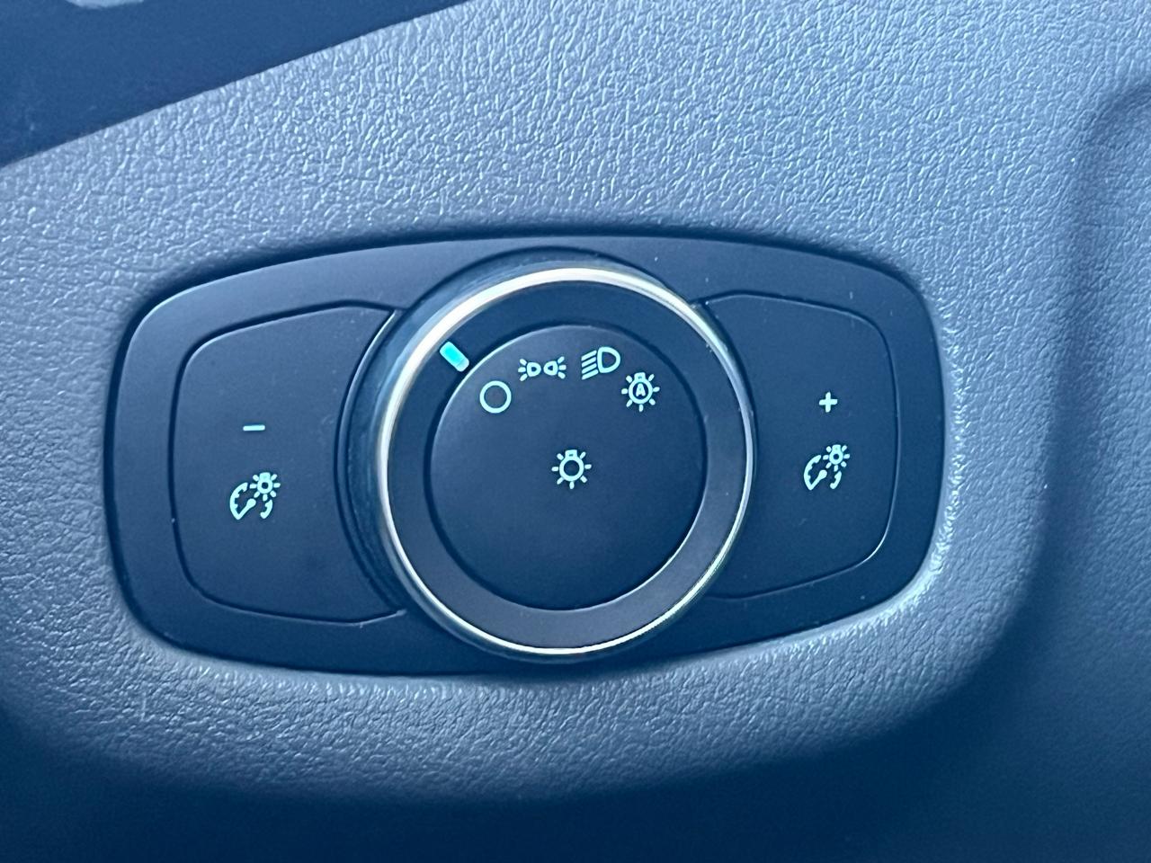 Ford Transit Connect Van XL LWB w/Rear Symmetrical Doors 2020