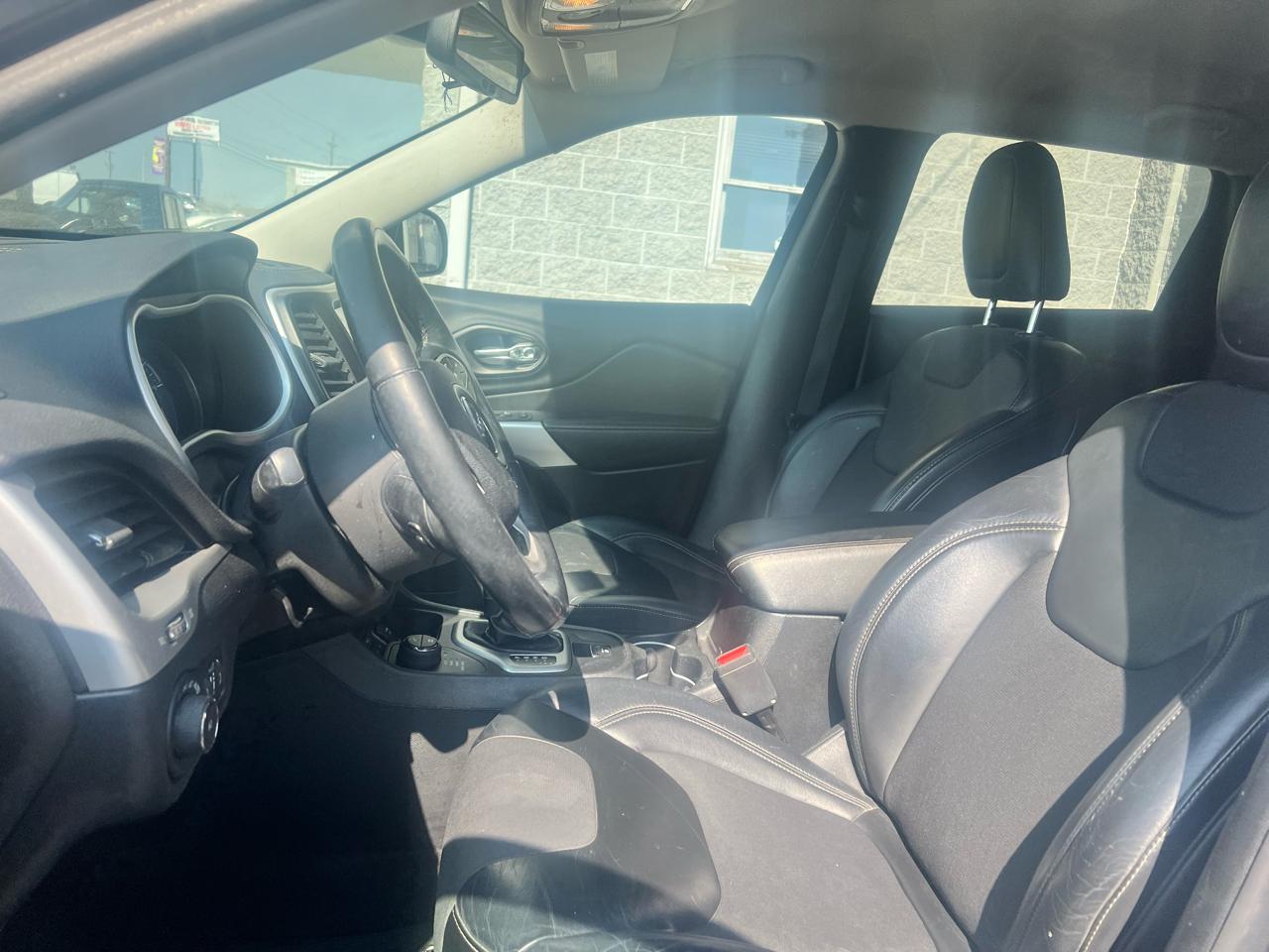 Jeep Cherokee Latitude Plus 4x4 2018