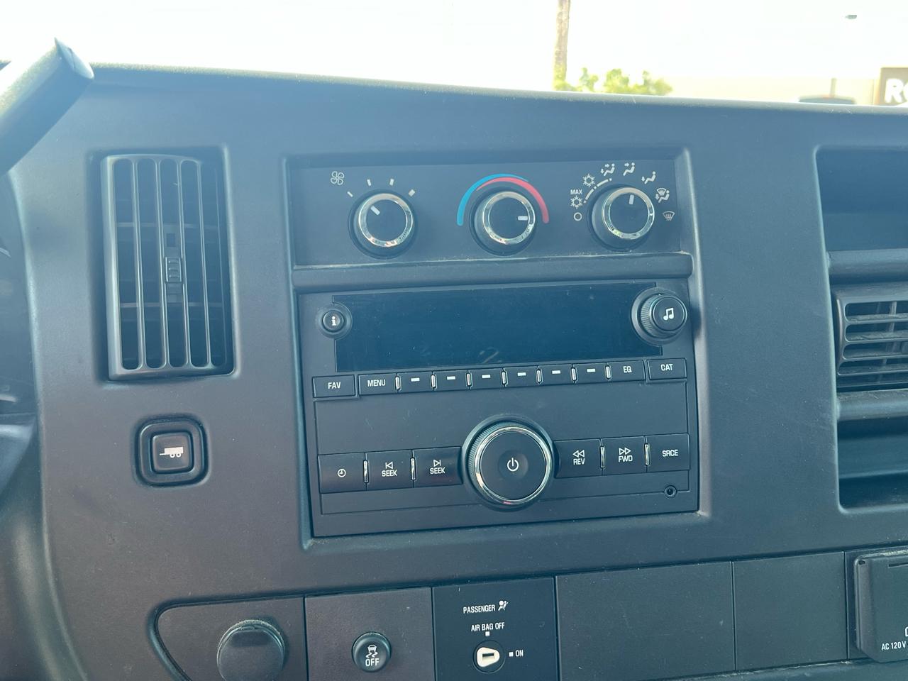 Chevrolet Express Cargo Van RWD 2500 135" 2018