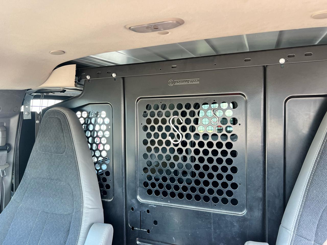 Chevrolet Express Cargo Van RWD 2500 135" 2018