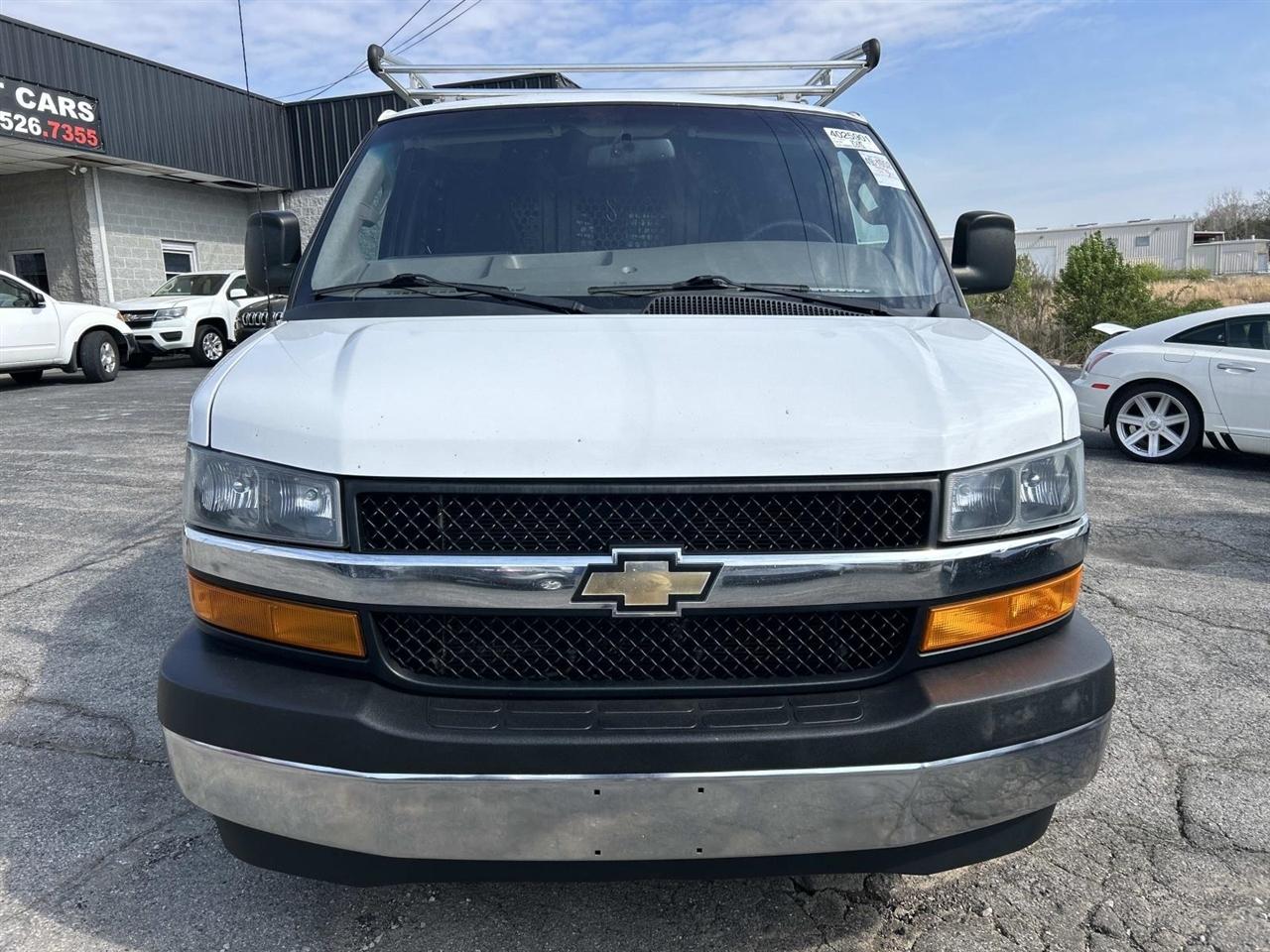 Chevrolet Express Cargo Van RWD 2500 135" 2018