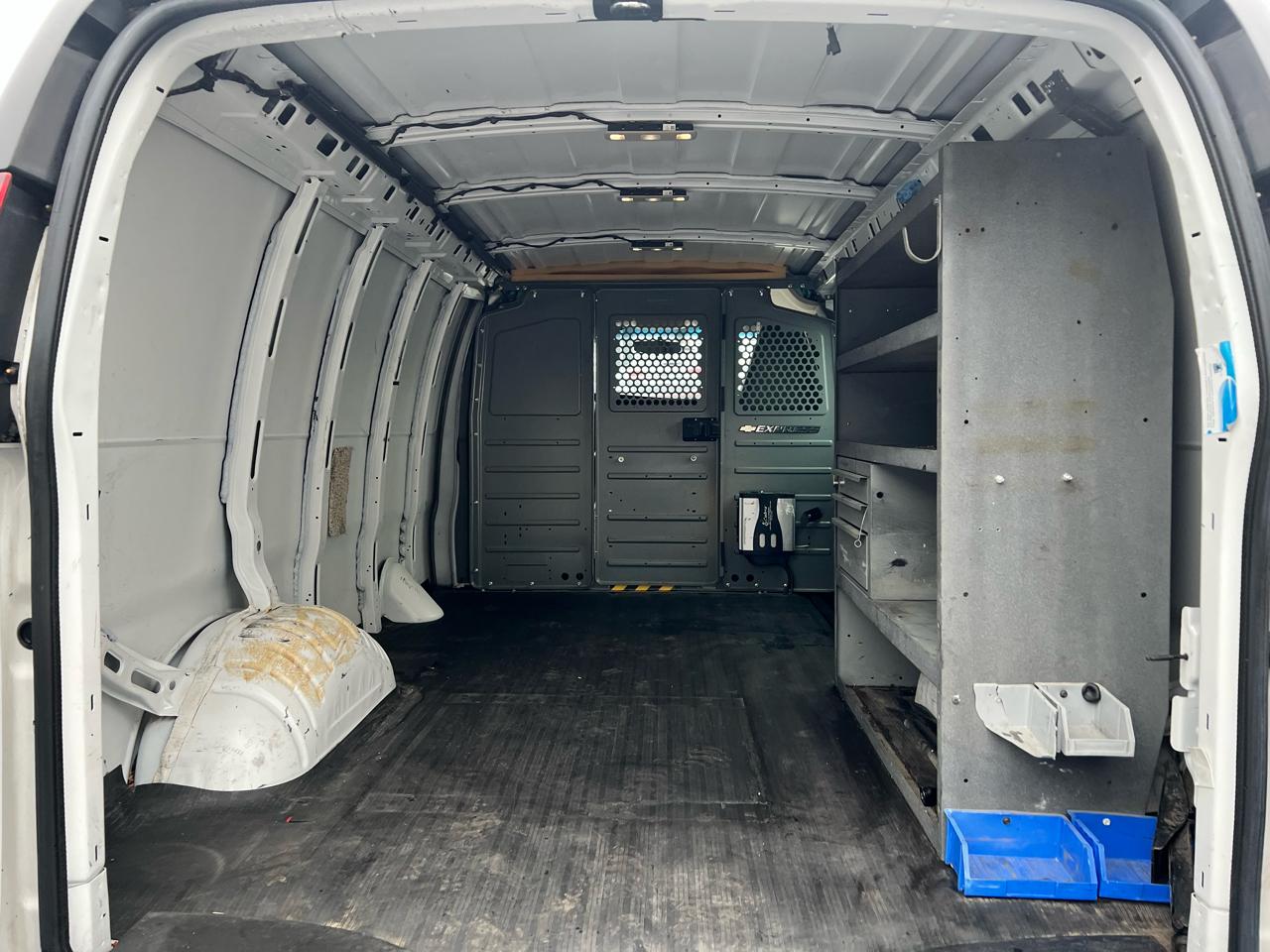 Chevrolet Express Cargo Van RWD 2500 135" 2017